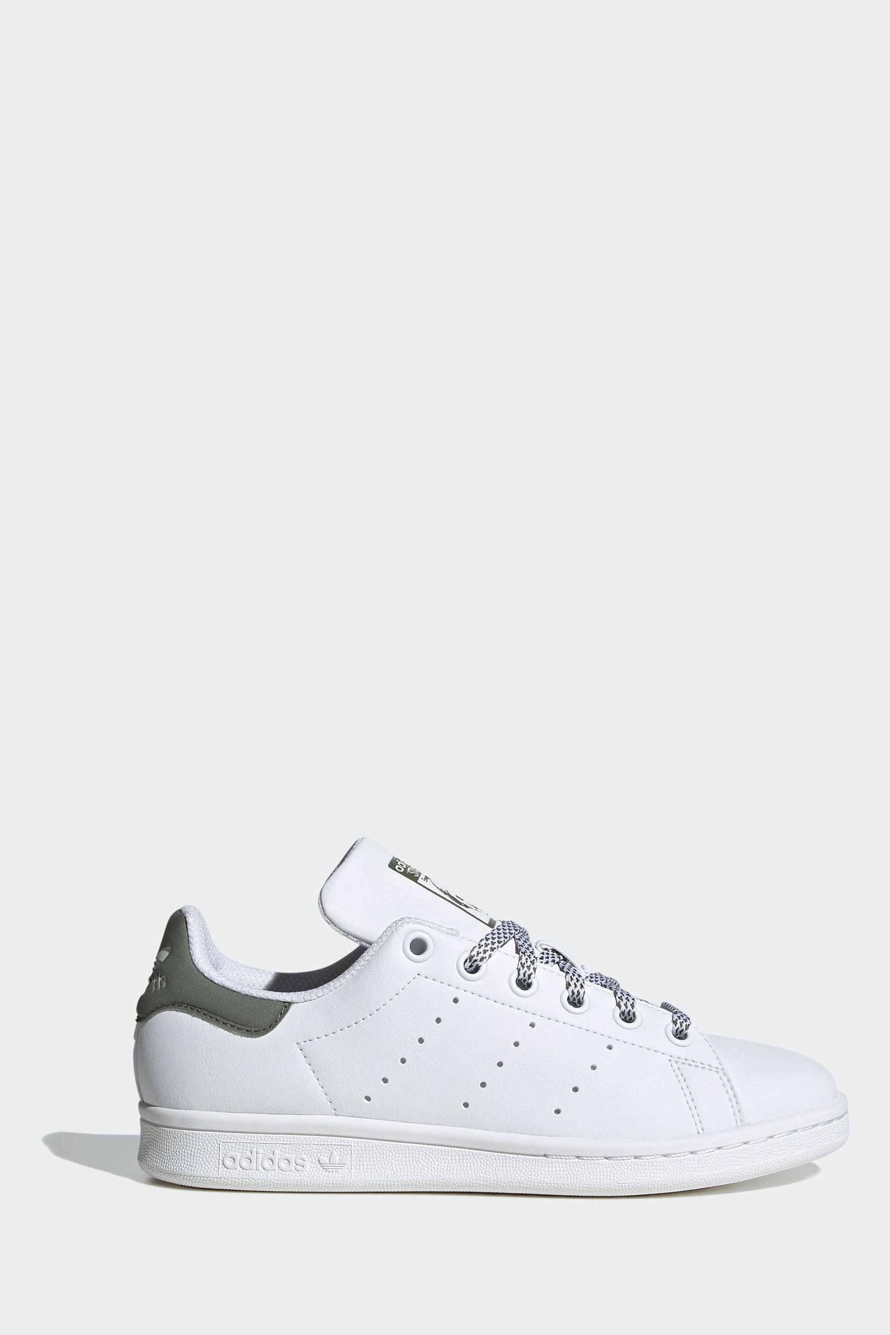 Junior stan new arrivals smith trainers