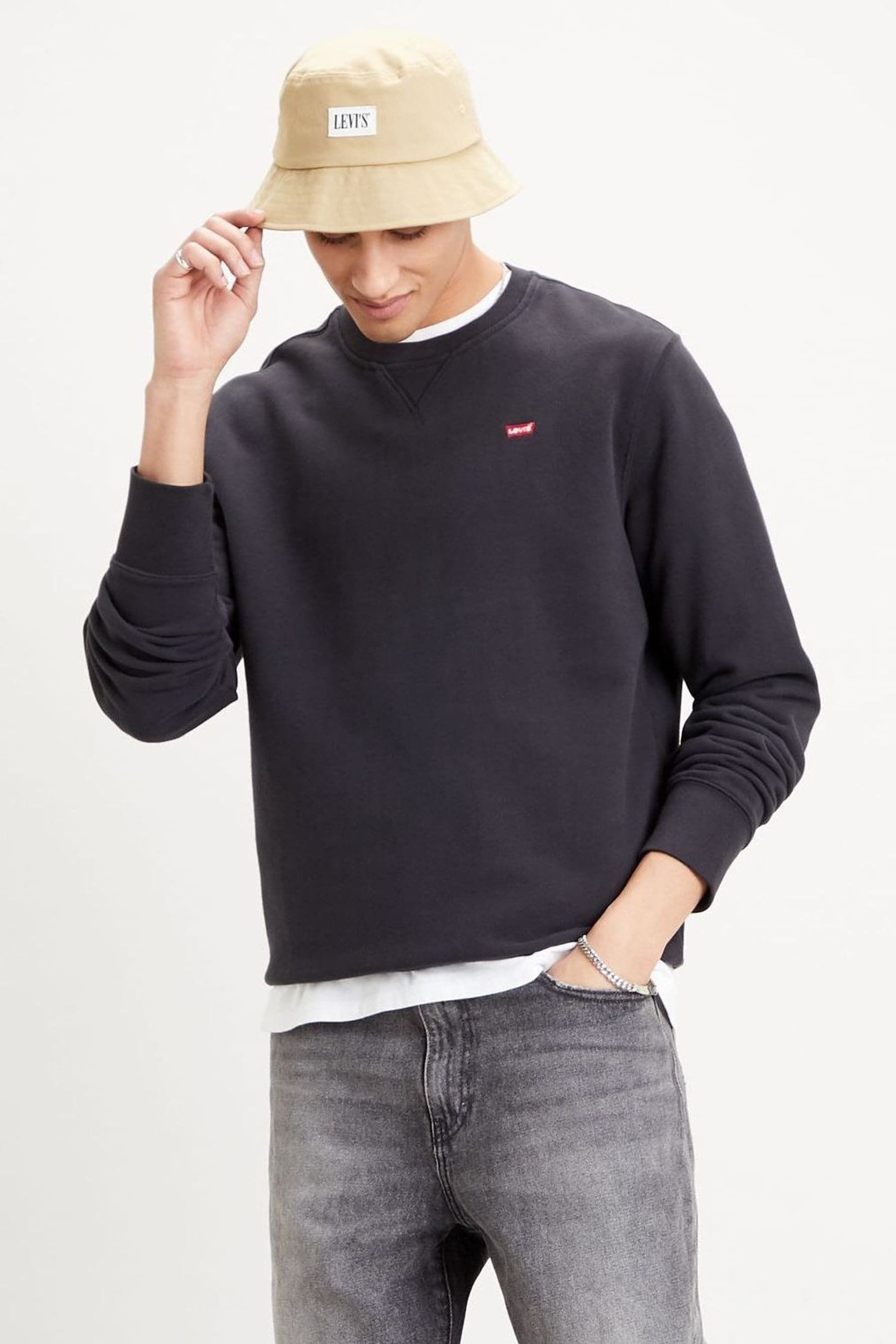 Levi's sweatshirt black top