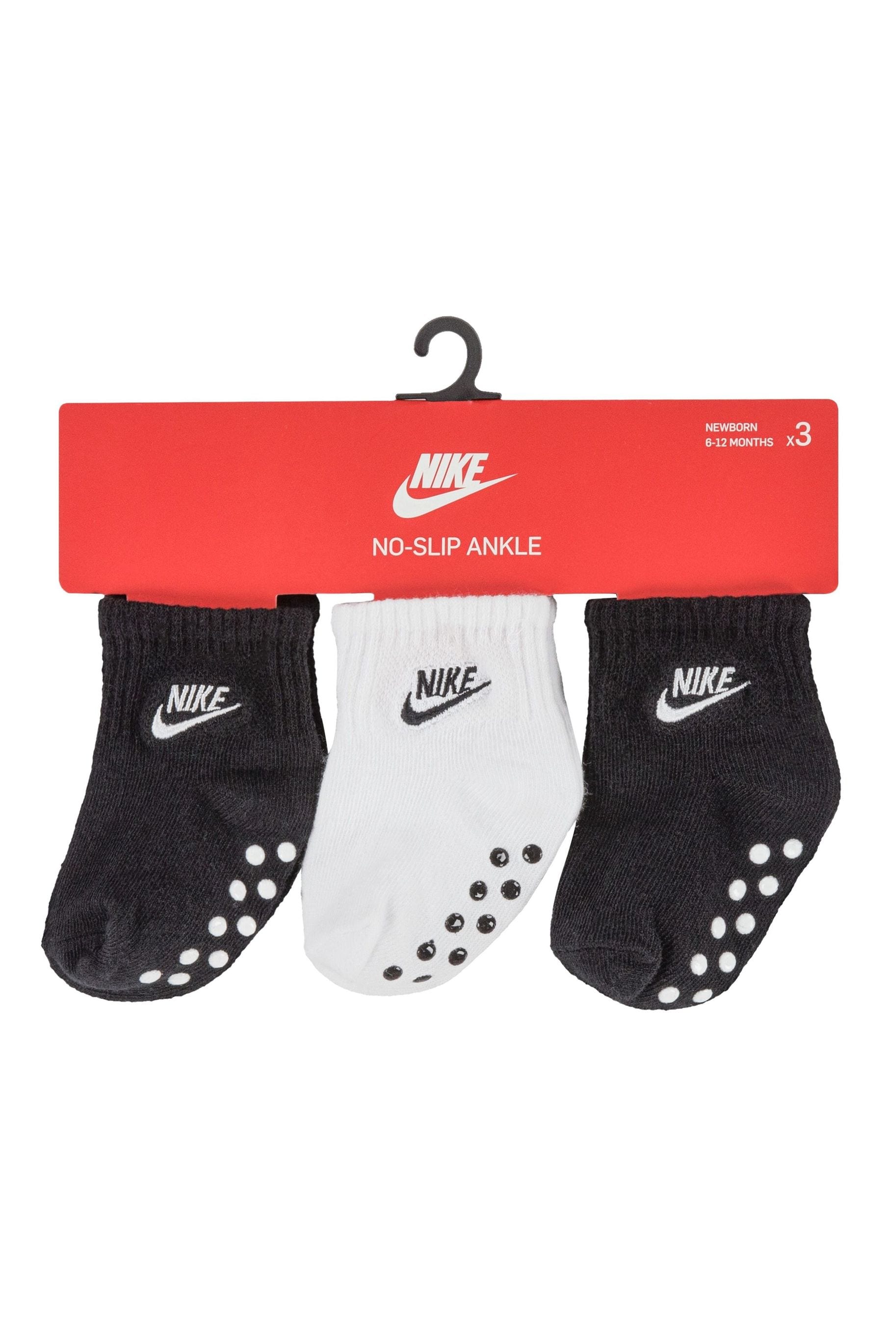 Nike baby shop gripper socks