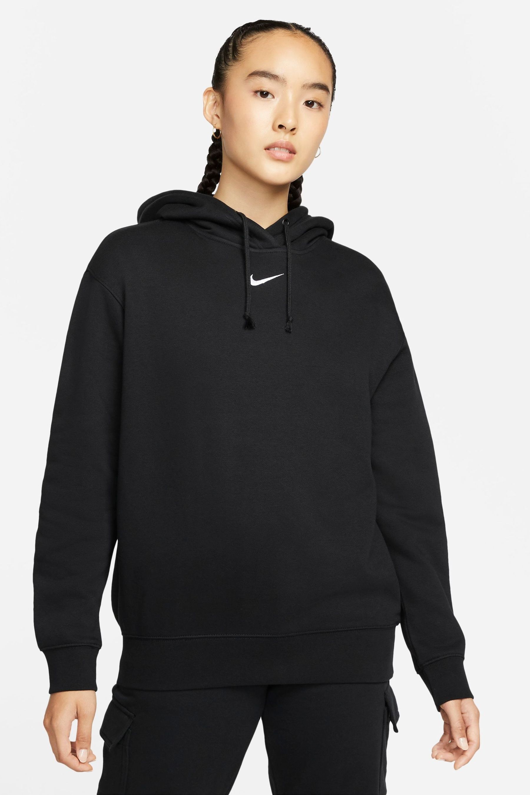 Hoodie trend nike 2025