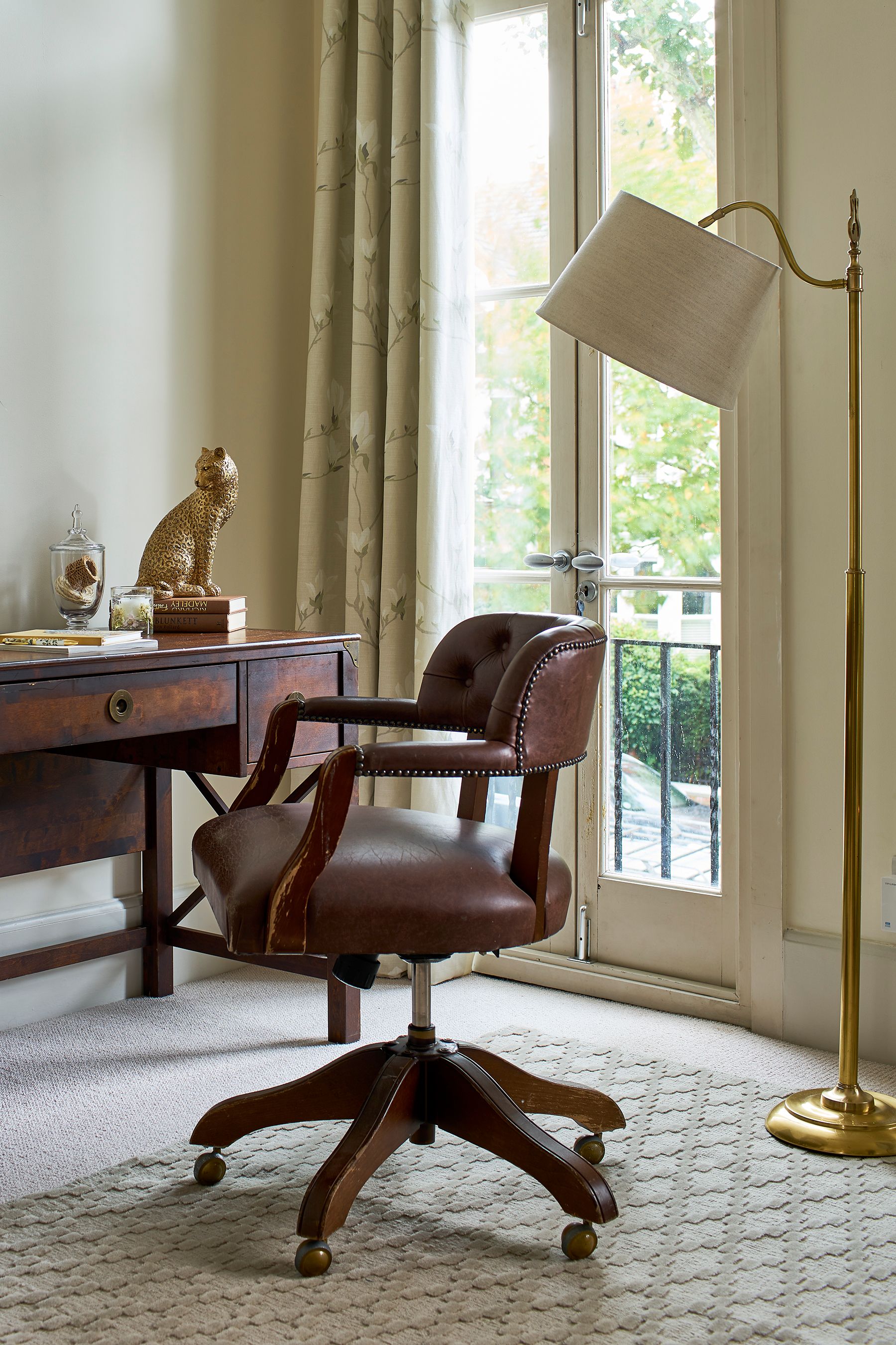 Laura ashley swivel clearance chair