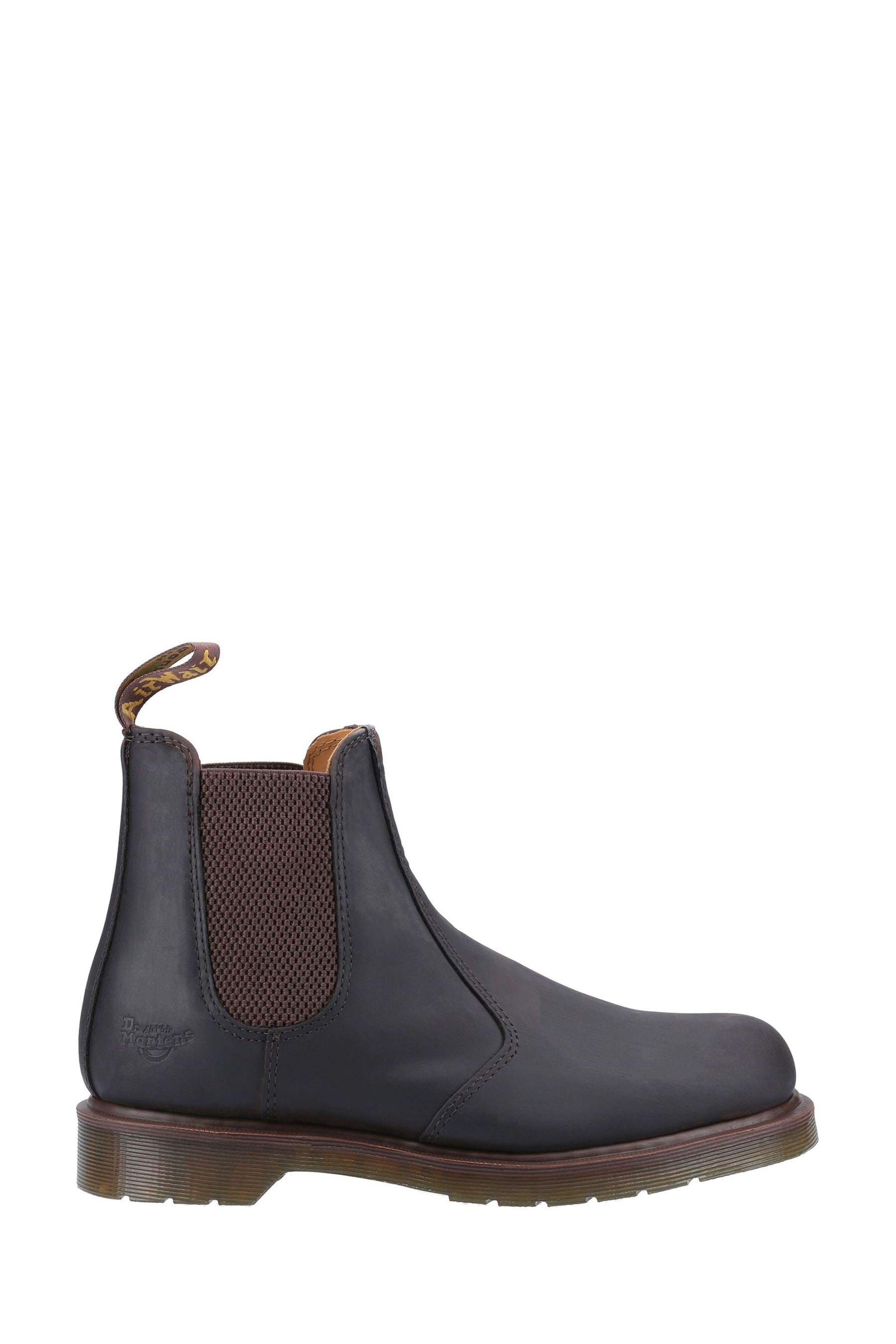Brown chelsea boots doc martens top
