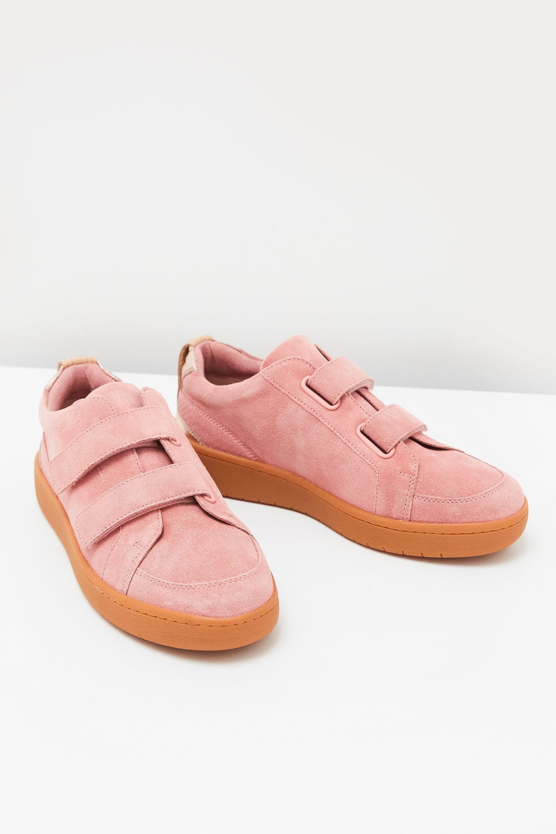 Pink stuff on white trainers shop