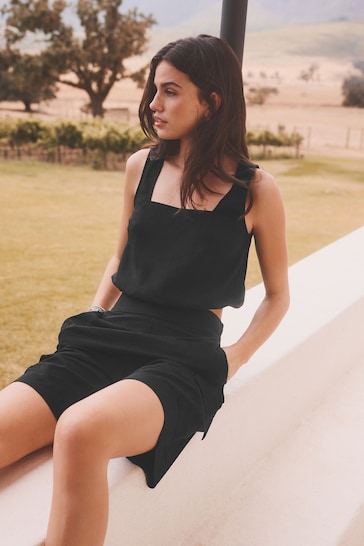 Black Summer Knee Length Shorts With Linen