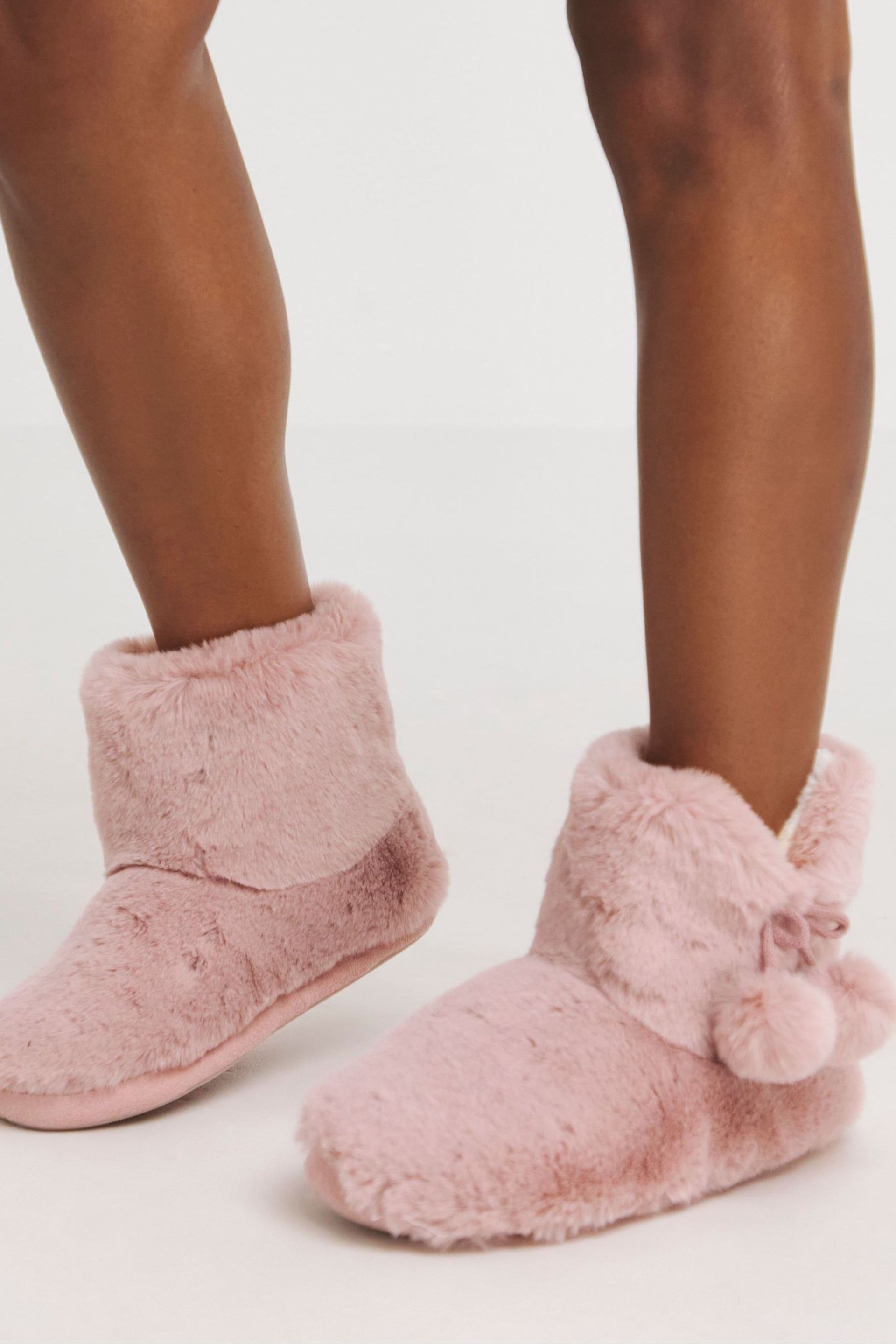 Simply Be Pink Faux Fur Lined Slipper Boots In Wide Fit - Image 5 of 7