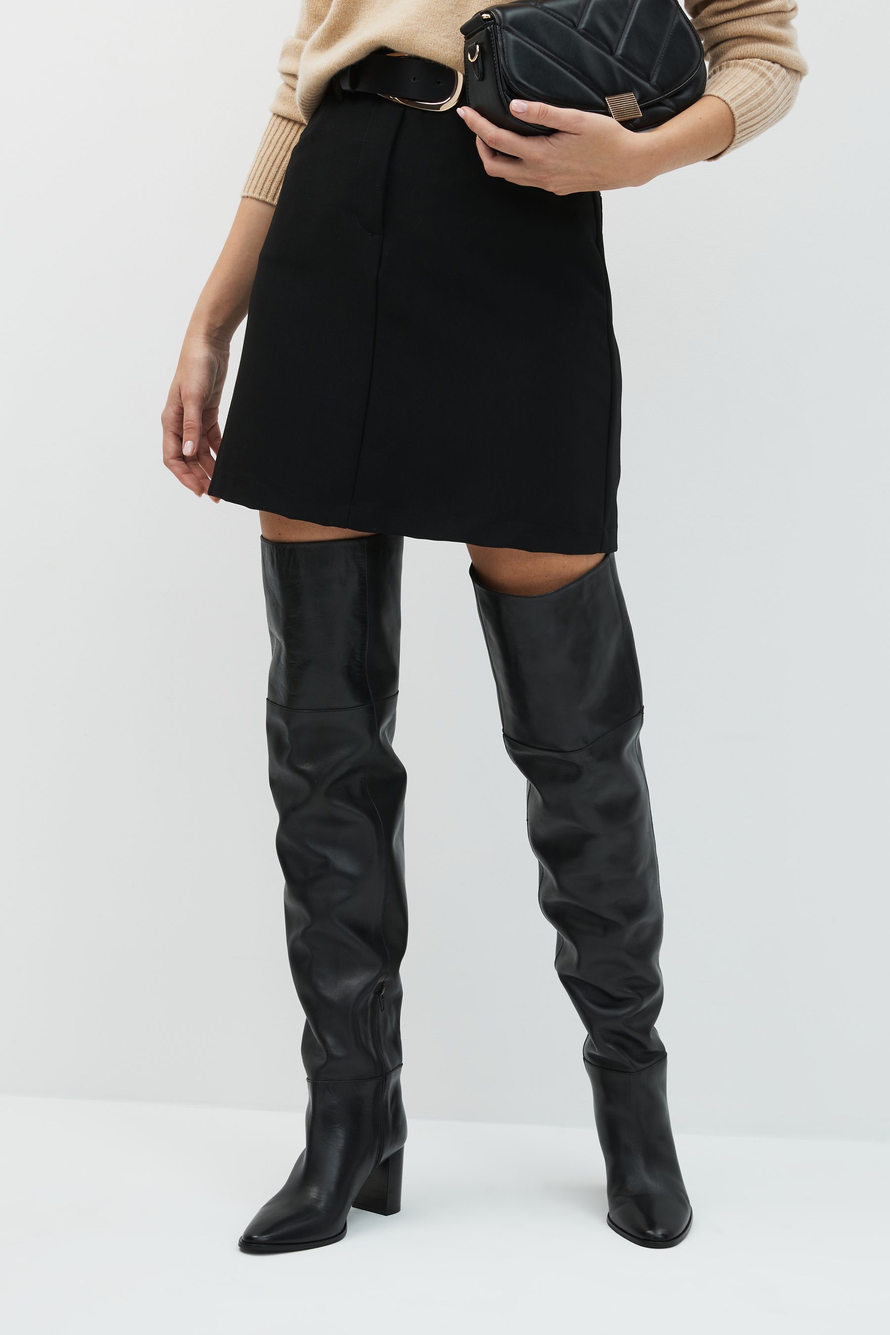 Over the knee outlet heeled boots uk