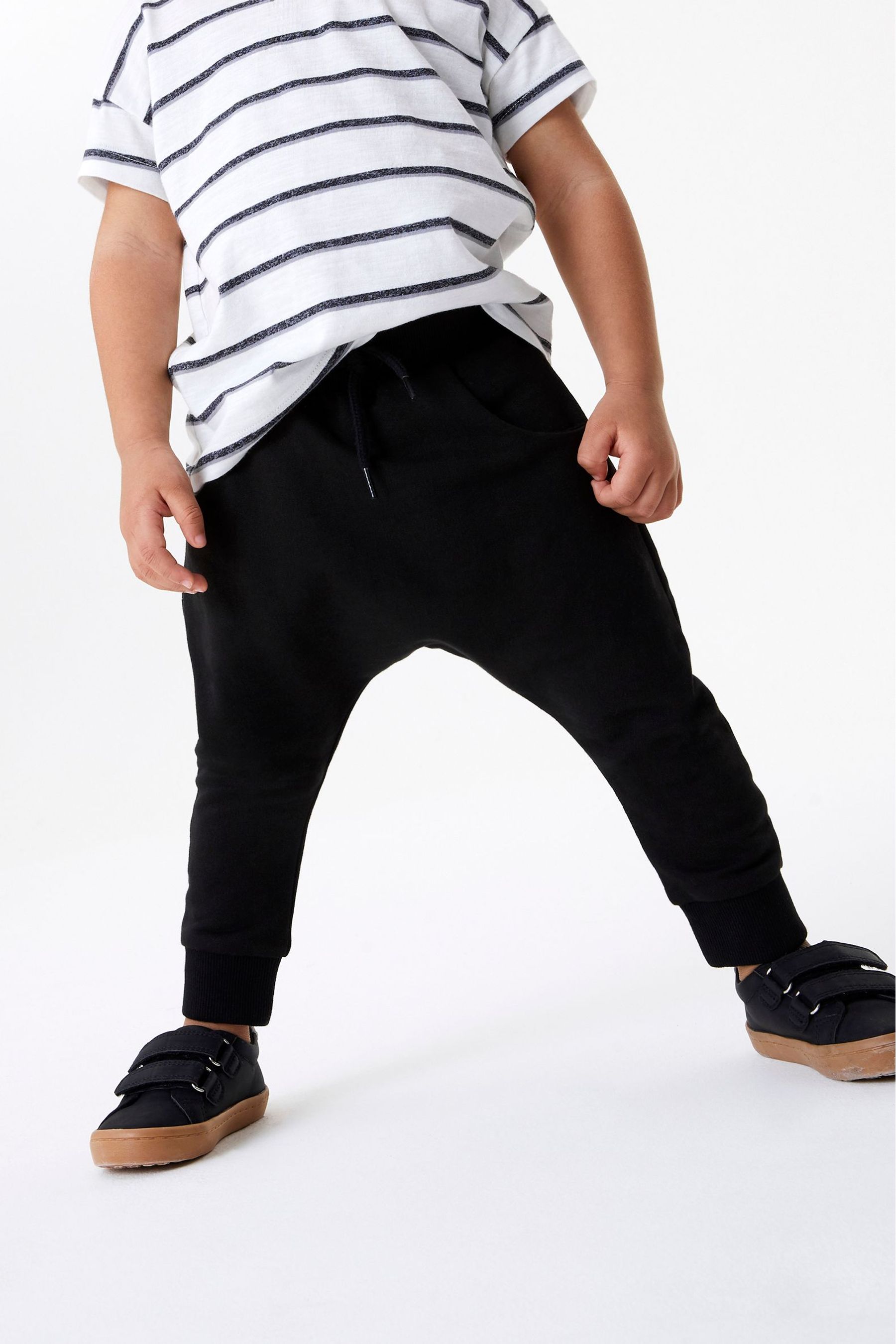 Mens drop crotch joggers uk top