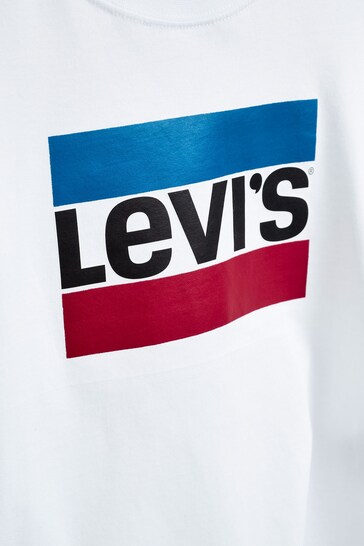 Levi's® Sportswear Logo Graphic Sports