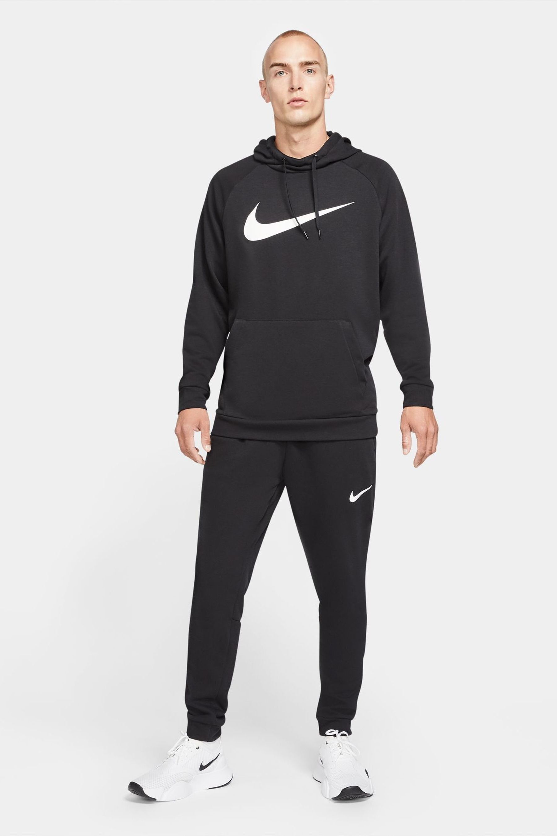 Black dri fit joggers 2025