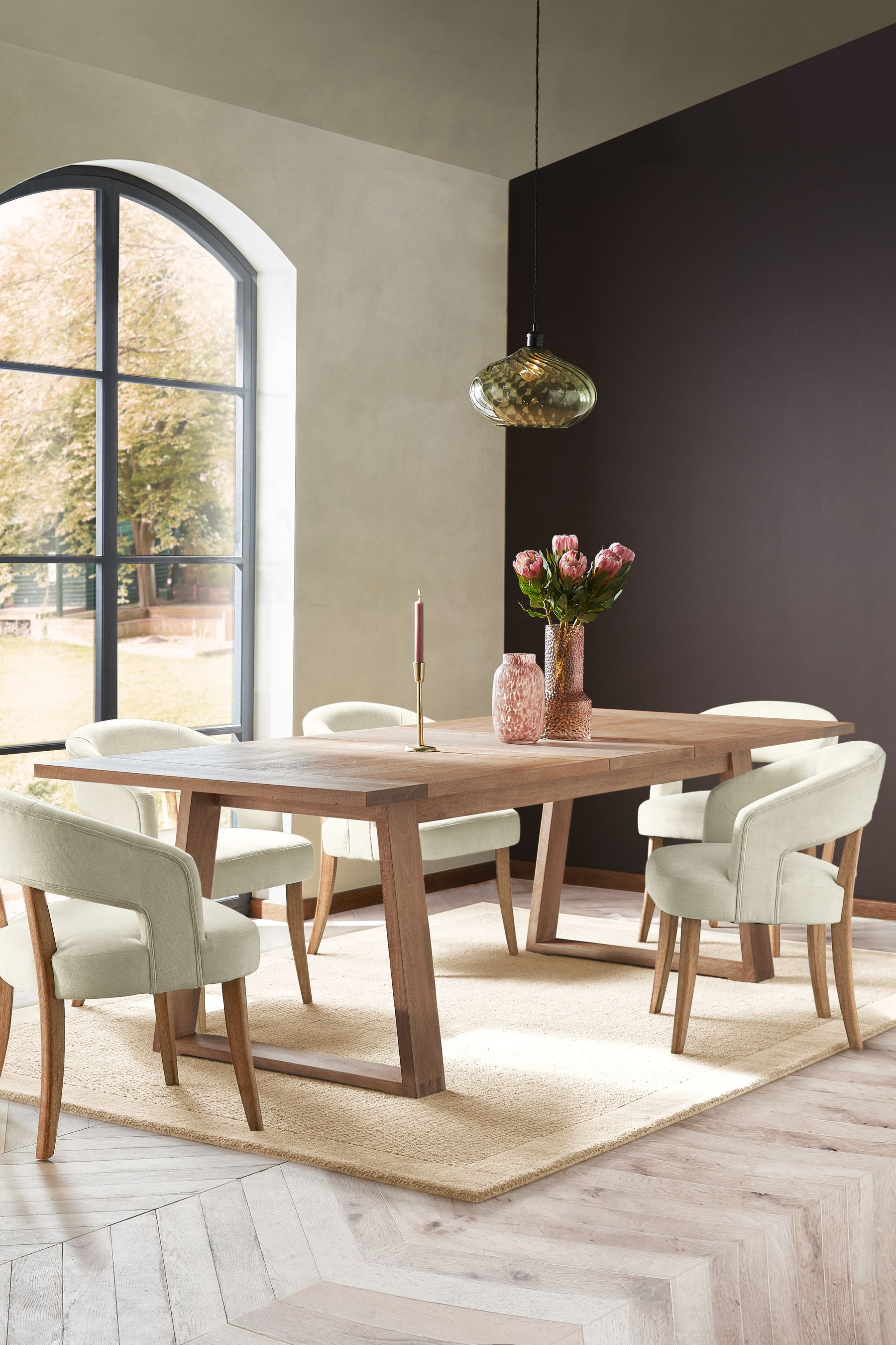 Mango wood extendable dining table discount