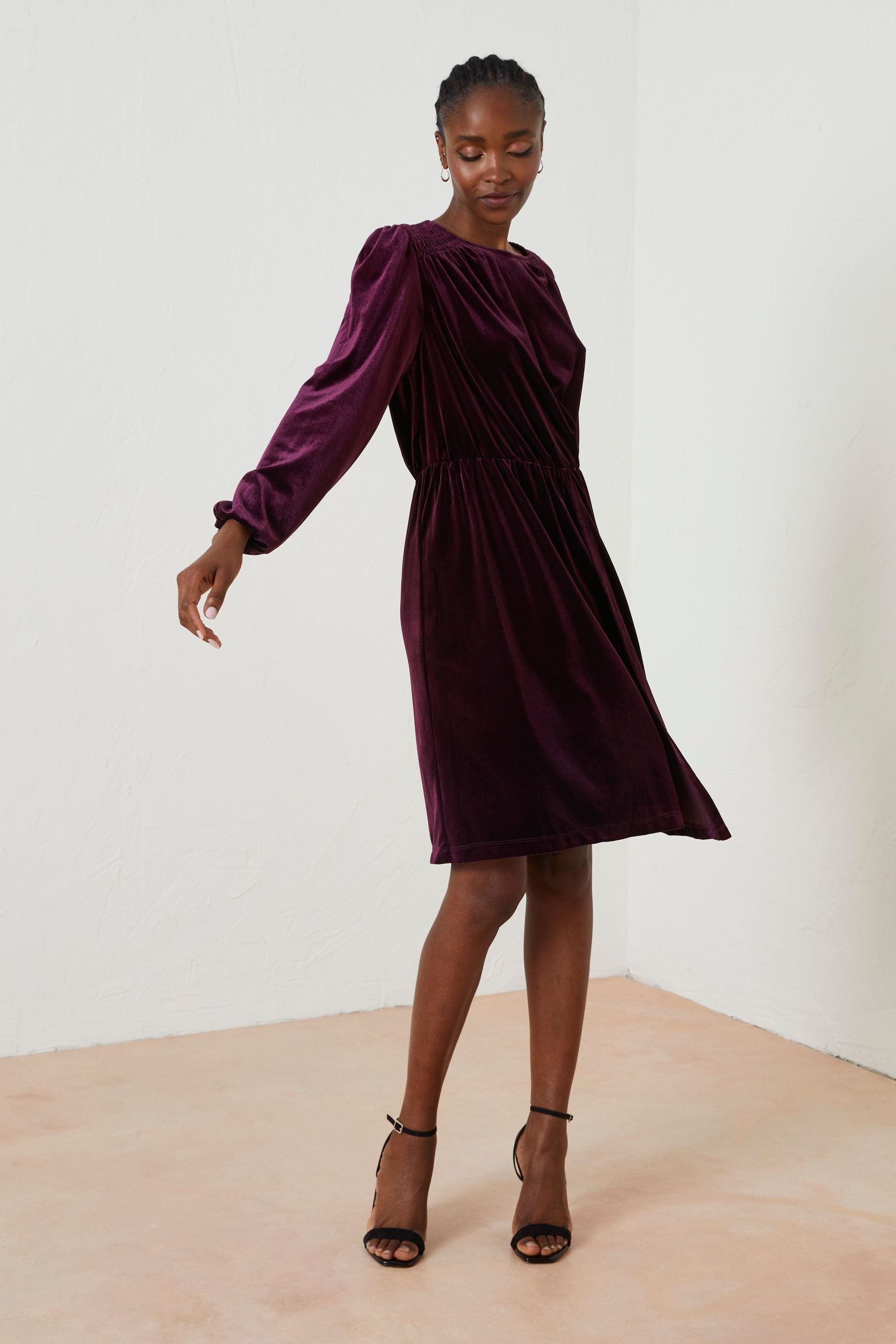 Buy velvet dress hotsell