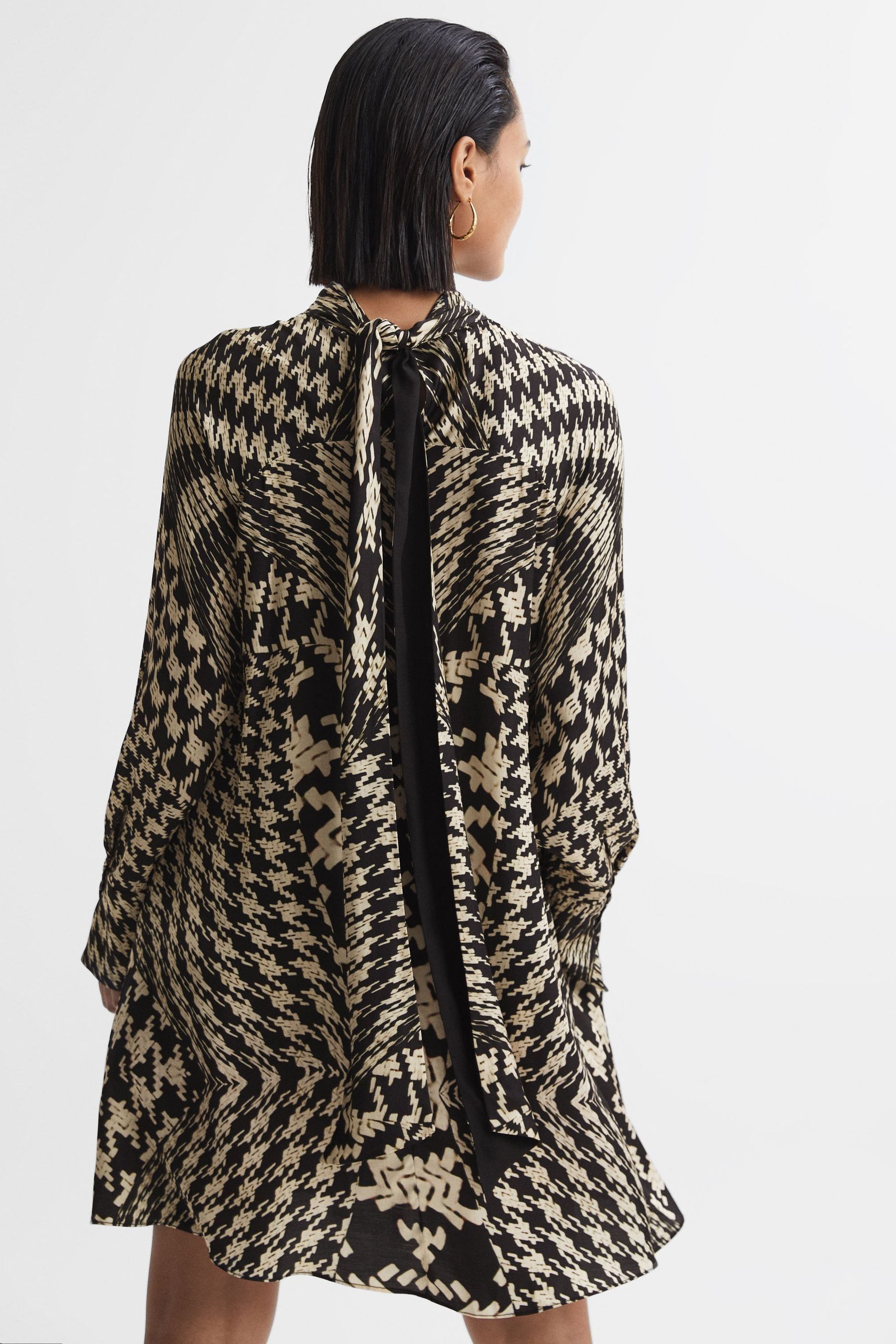 Dogtooth discount dress h&m