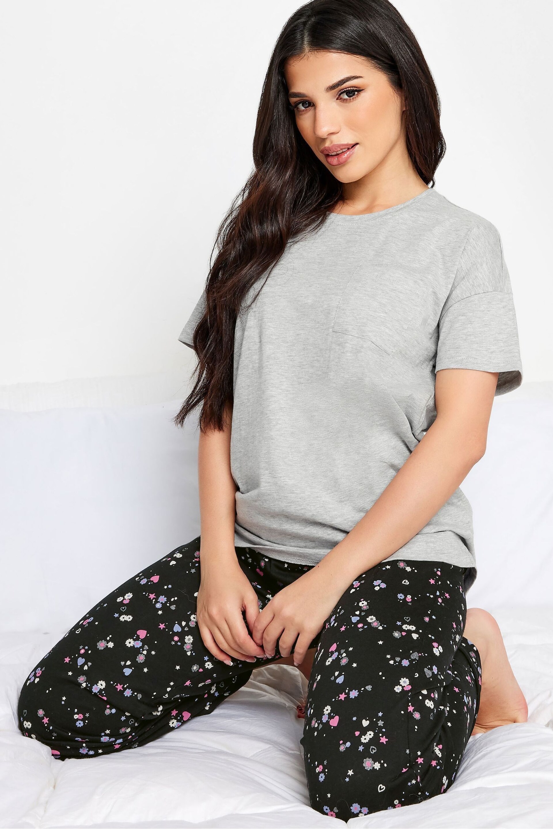 PixieGirl Petite Blue Floral Print Wide Leg Pyjama Set - Image 3 of 4