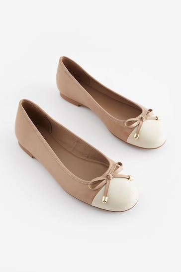 Camel Forever Comfort® Round Toe Leather Ballerina Shoes