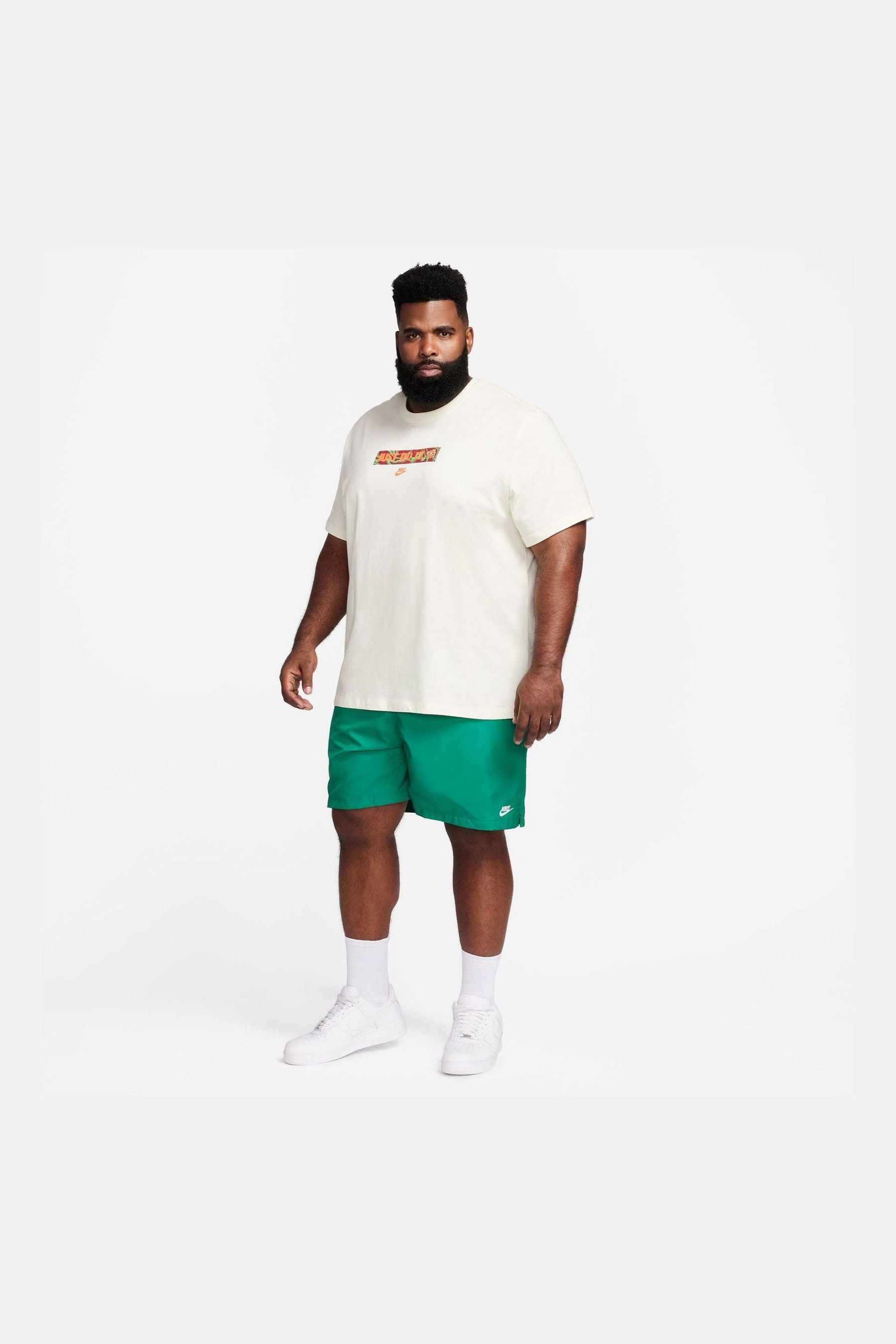 Nike woven flow shorts top