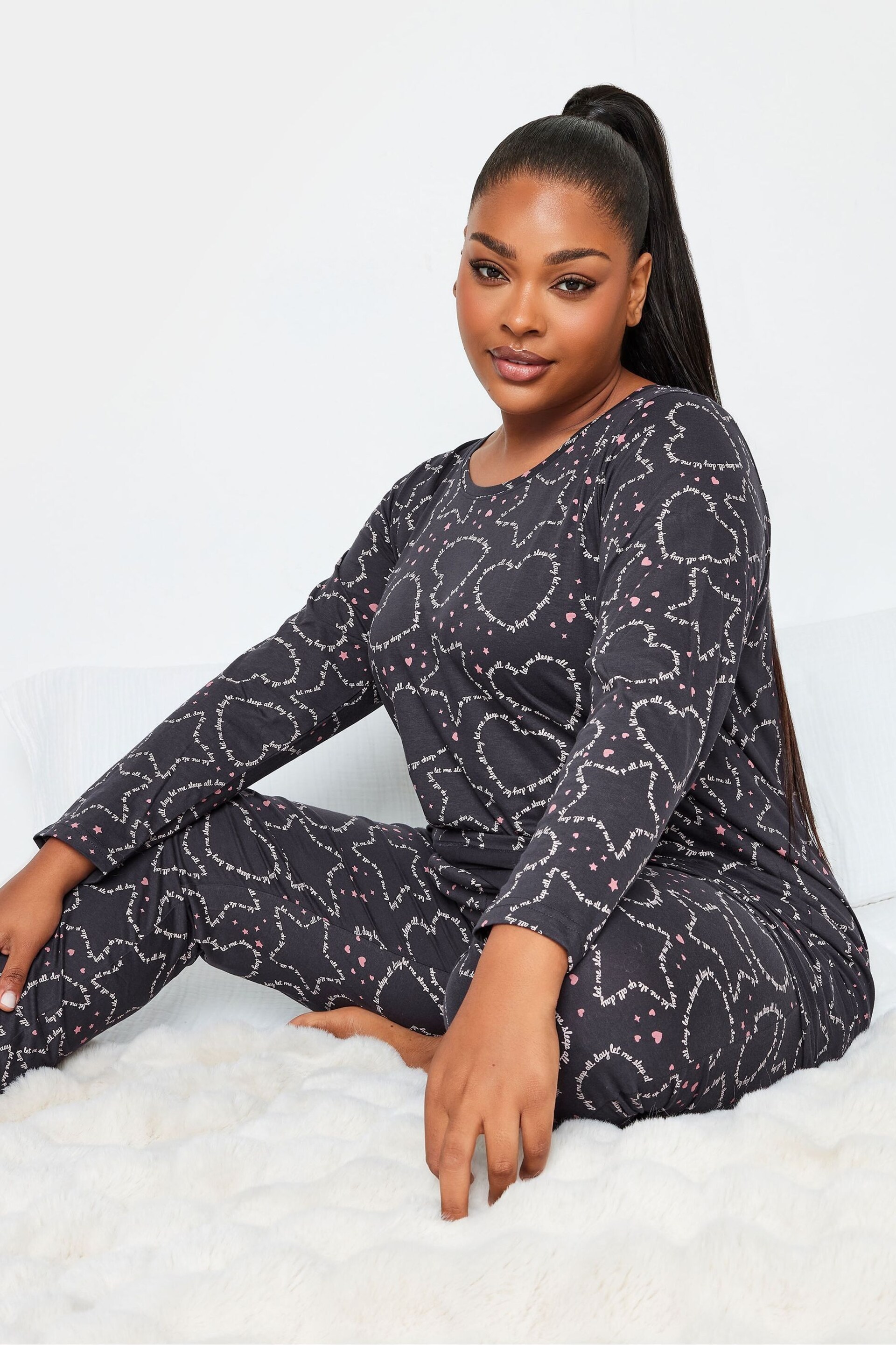 Yours Curve Grey Scripted Heart Star Tapered Pyjamas Set - Image 4 of 5