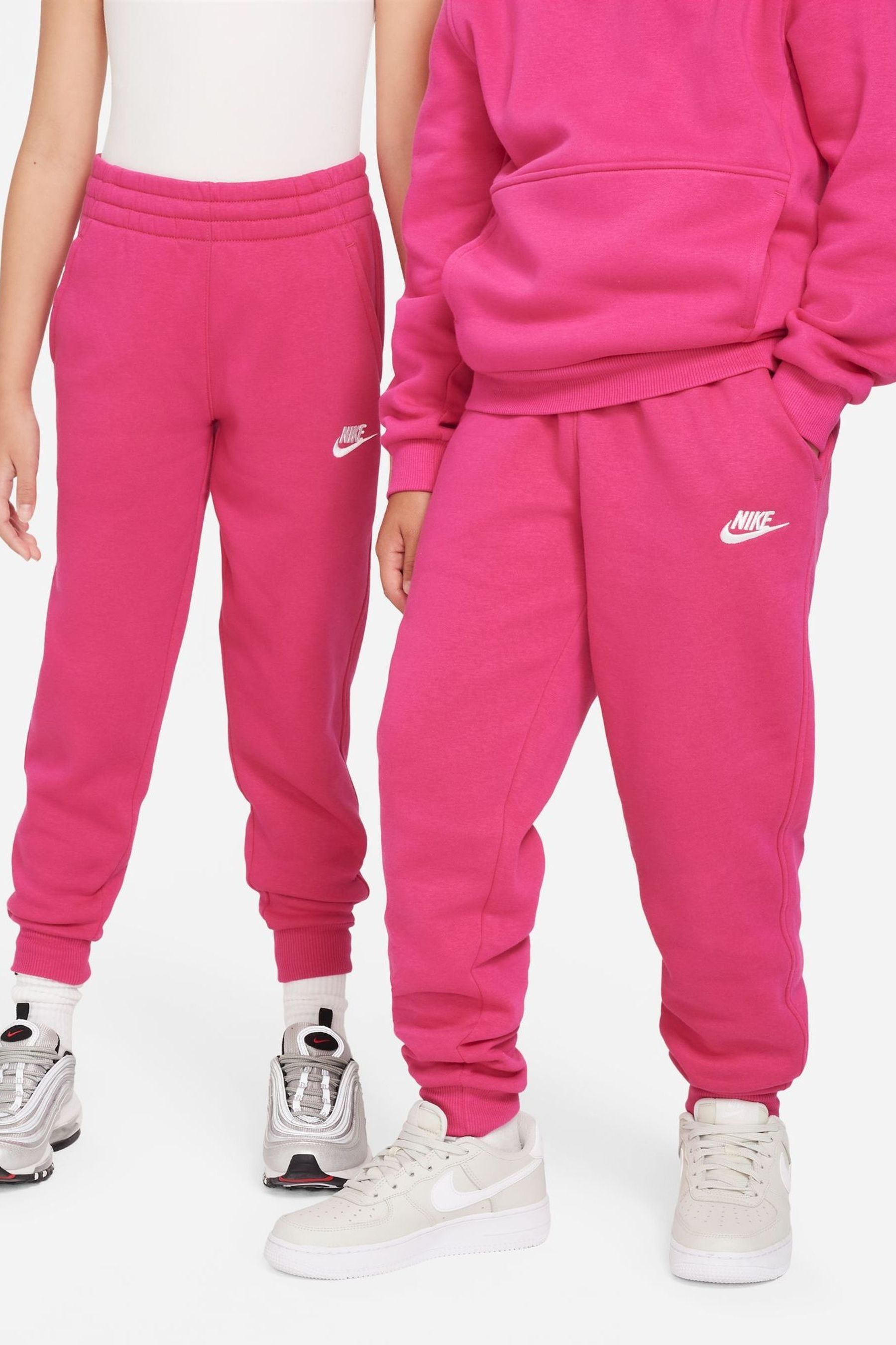 Nike hot pink 2025 joggers