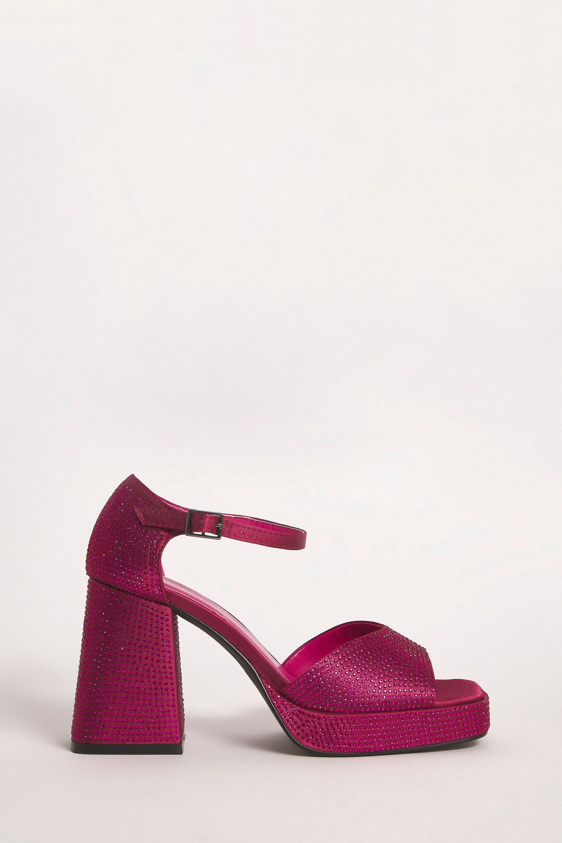 Pink wide 2025 width heels