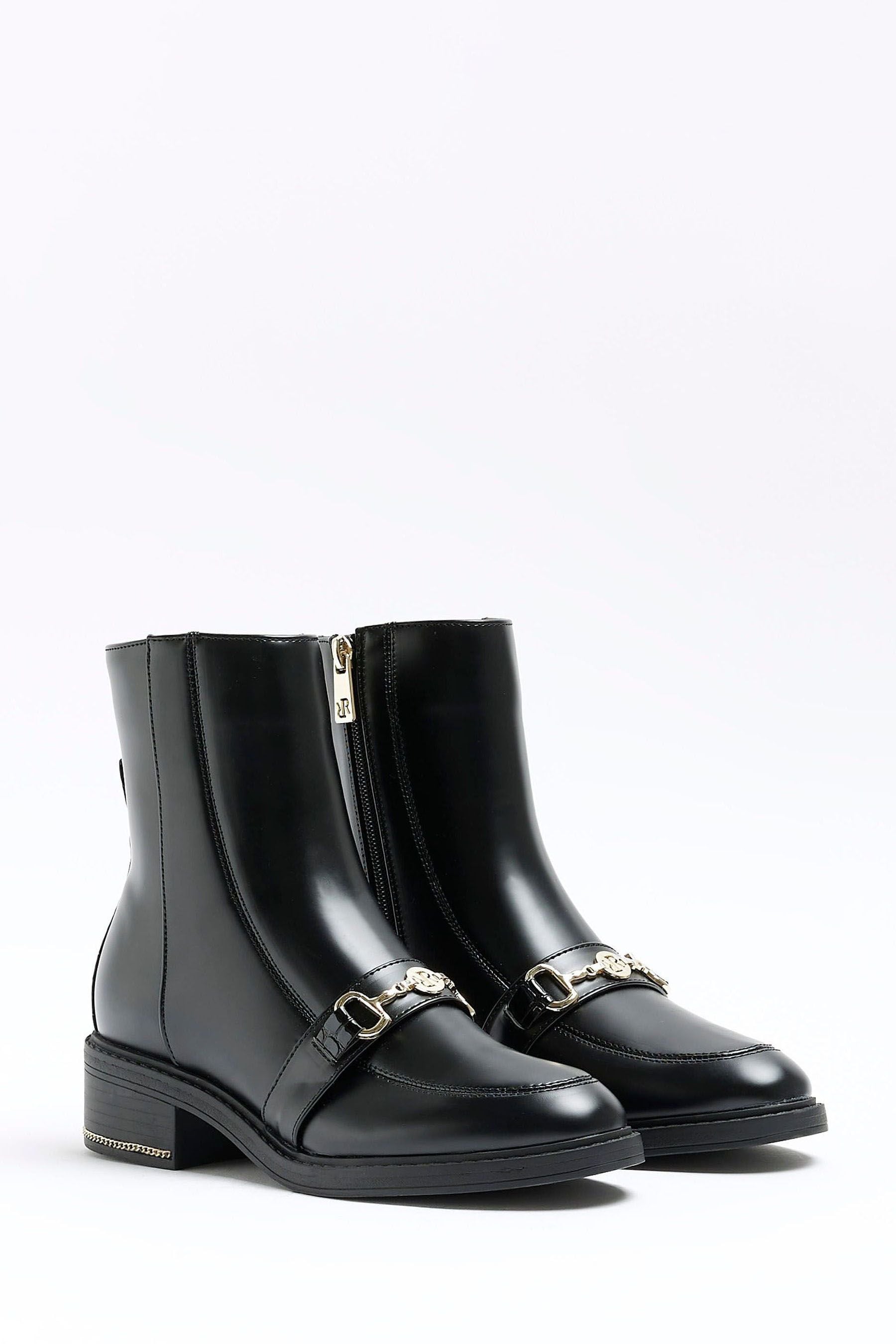 Faith boots next top
