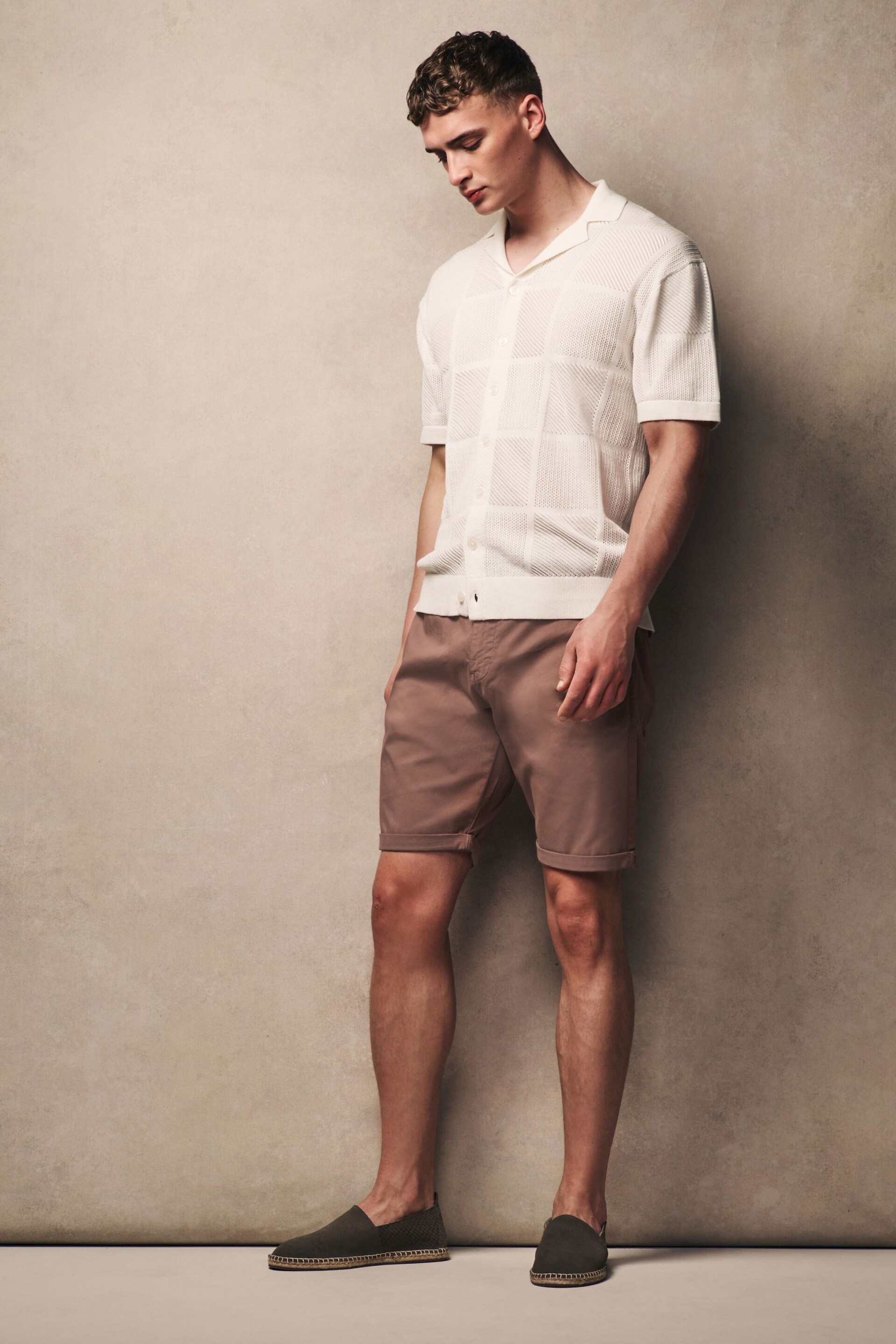 Pink Slim Fit Premium Laundered Stretch Chino Shorts - Image 2 of 10