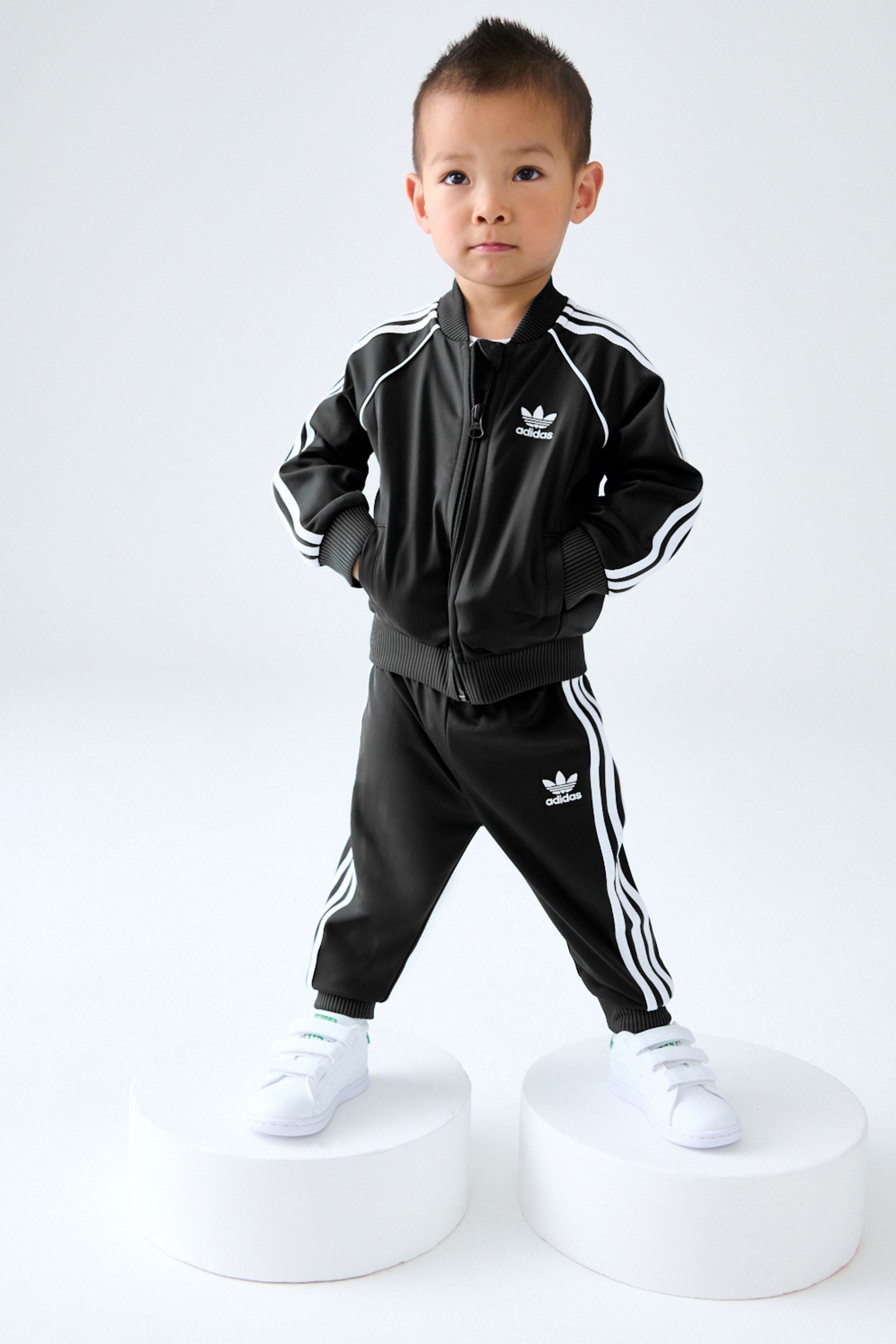 Adidas original sst tracksuit 2025