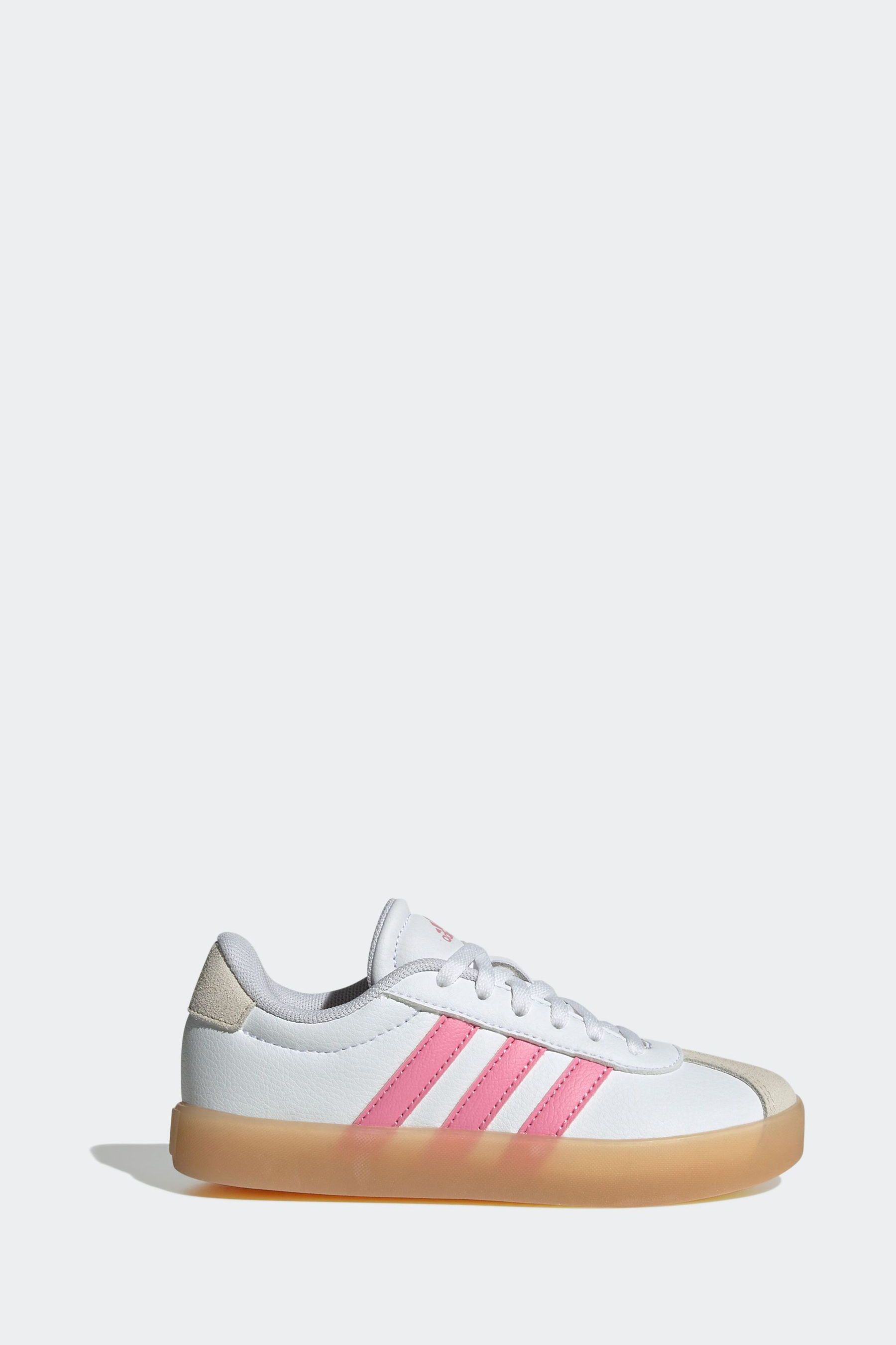 White & pink superstar trainers junior new arrivals