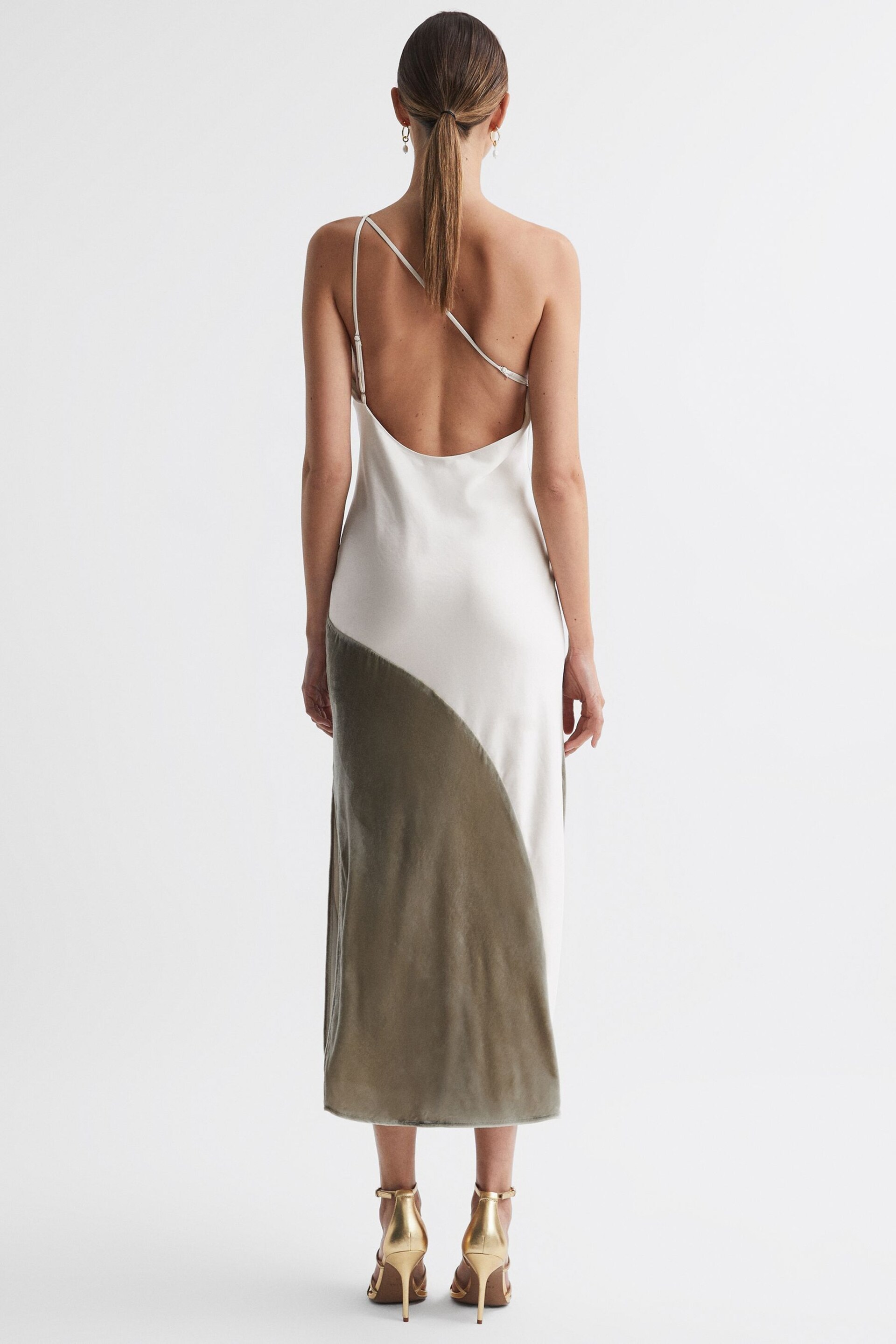 Reiss Silver Keeley Silk-Velvet Asymmetric Strap Midi Dress - Image 5 of 6