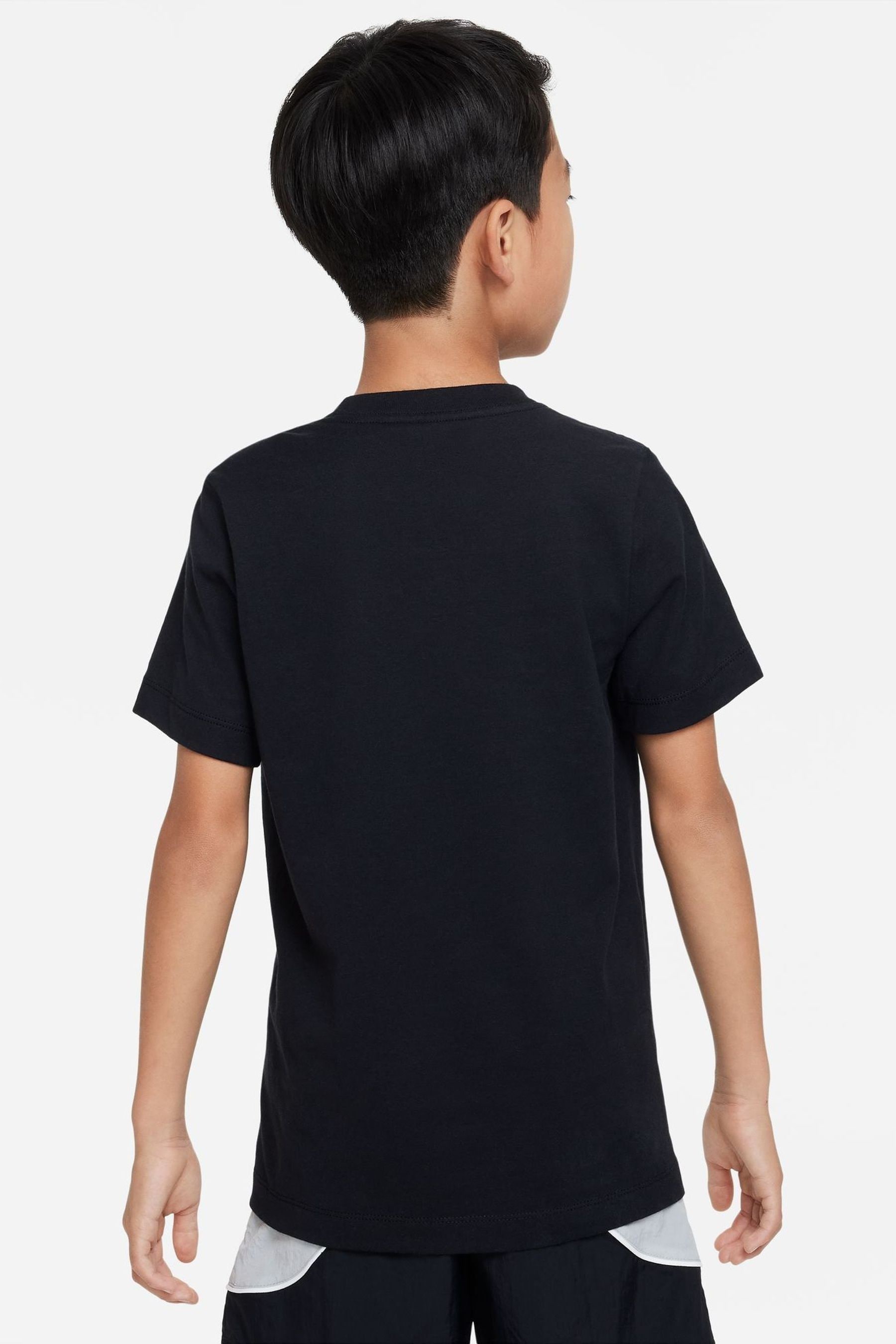Basic nike hot sale t shirt