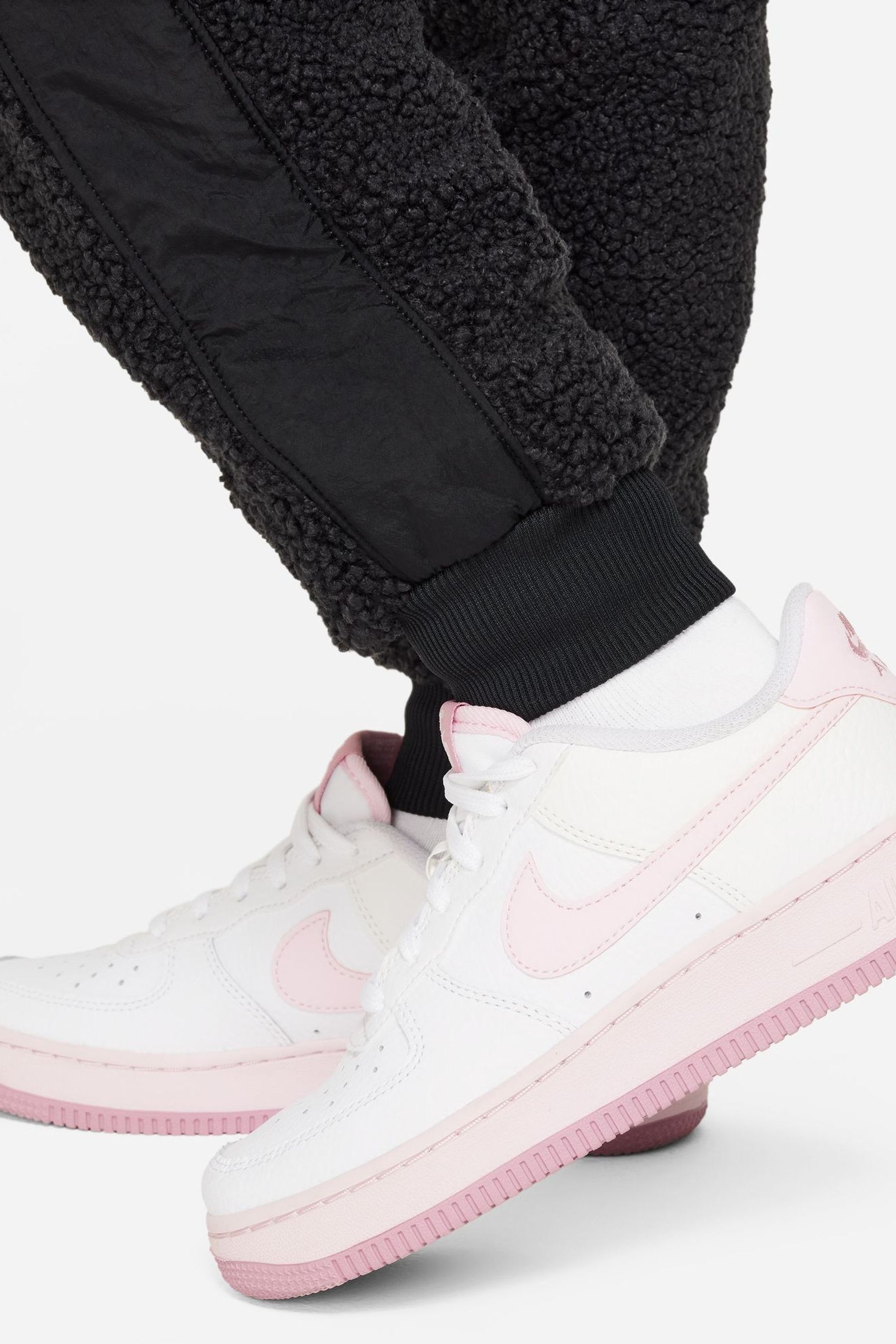 Nike borg joggers sales
