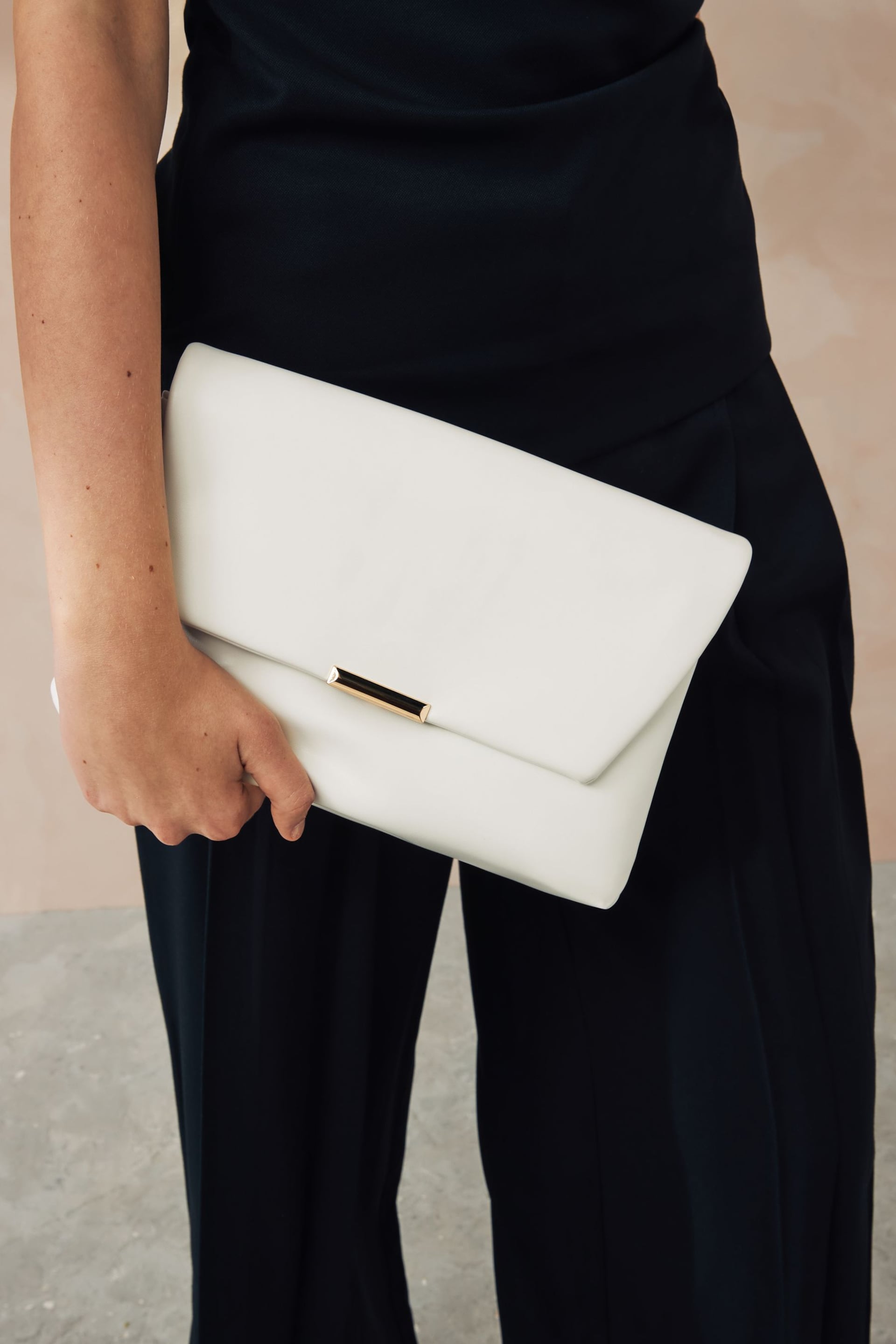White Oversized White Clutch Bag - Image 2 of 7