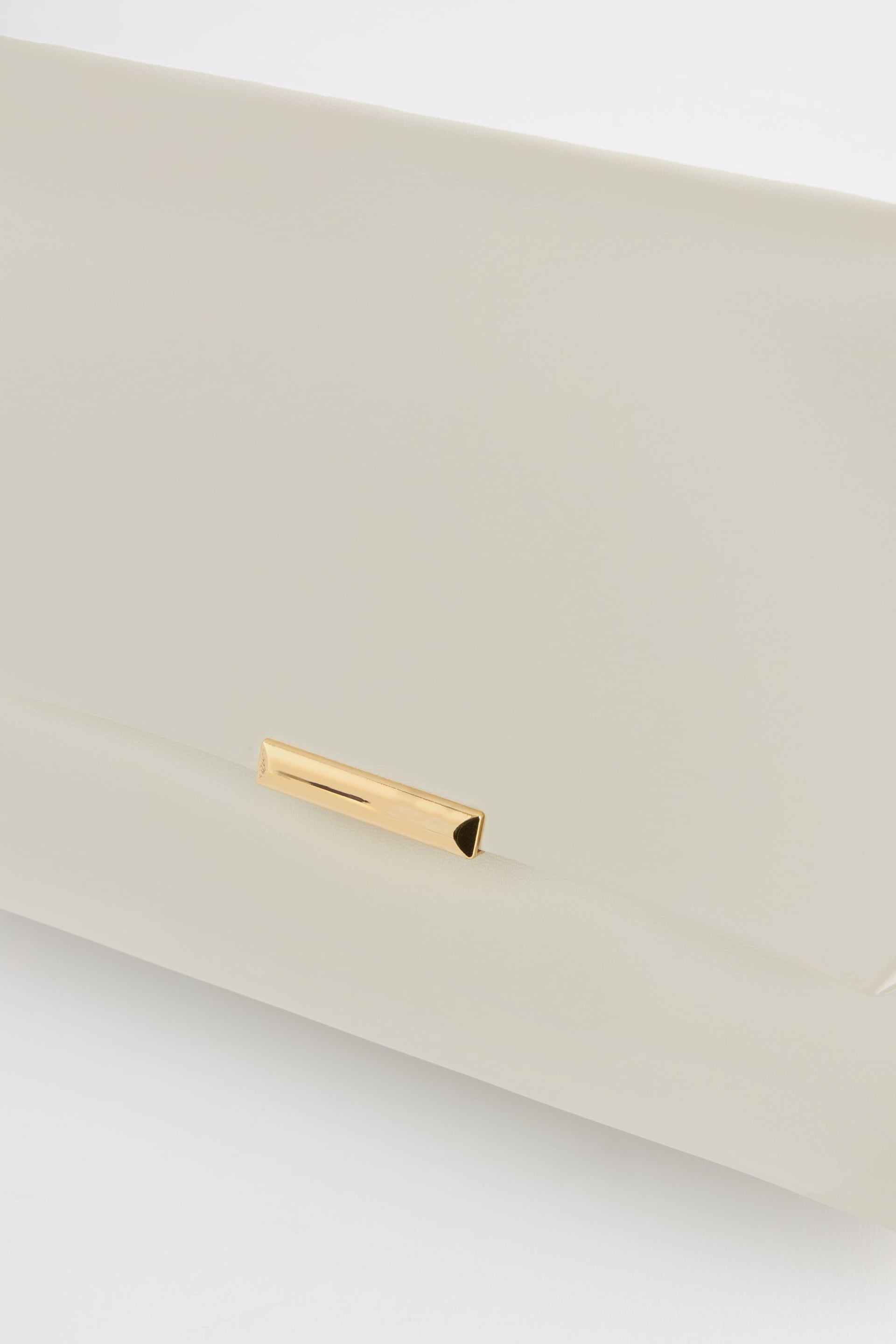 White Oversized White Clutch Bag - Image 7 of 7