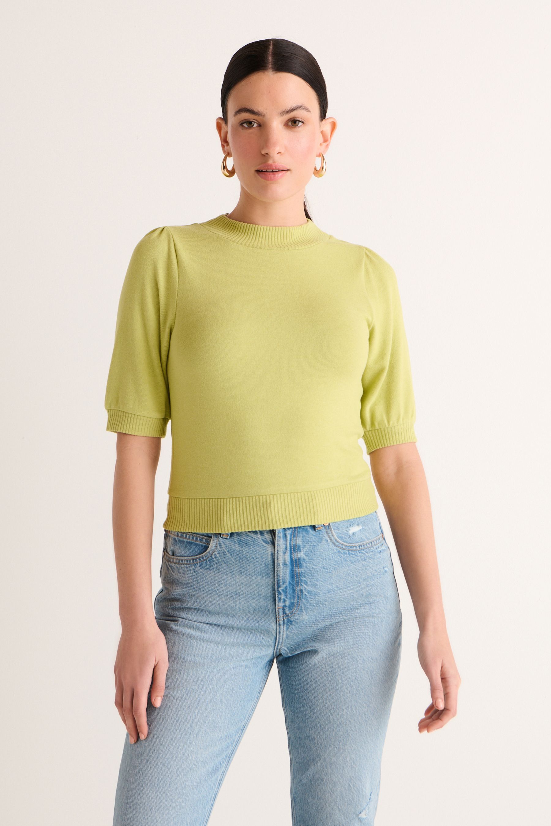 Short sleeve crew neck jumper hotsell