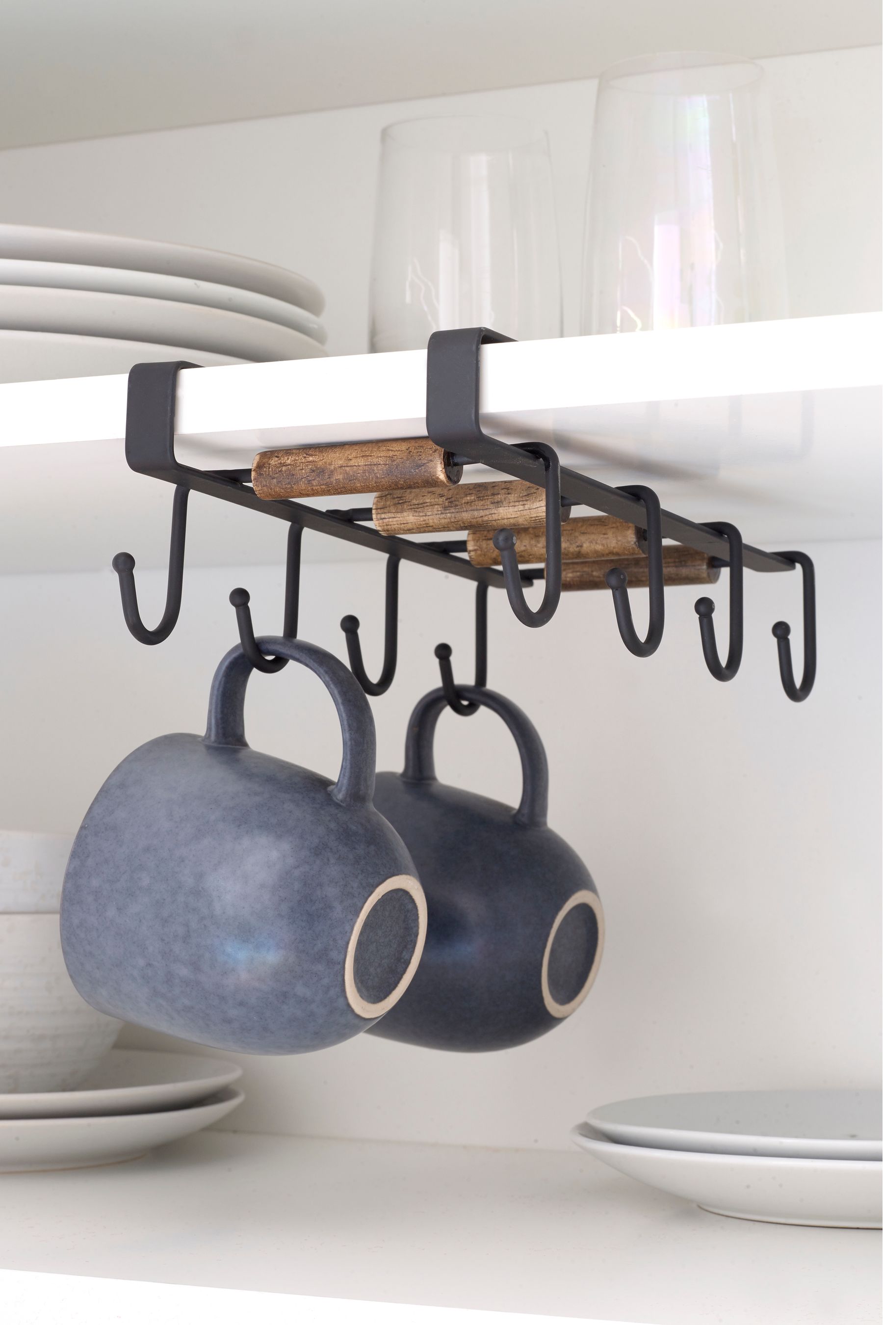 Under cupboard mug rack online