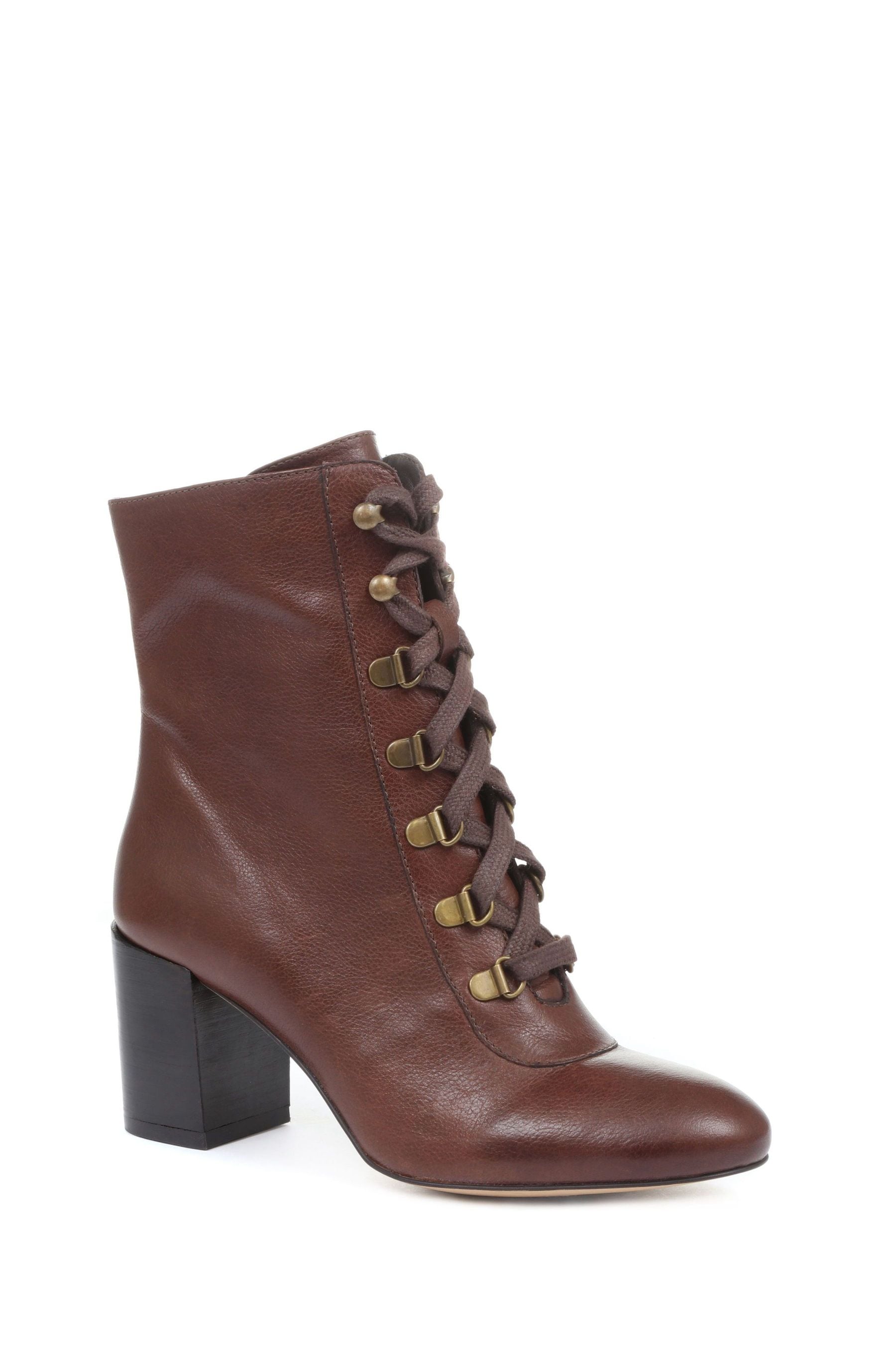 Jones ankle deals boots sale