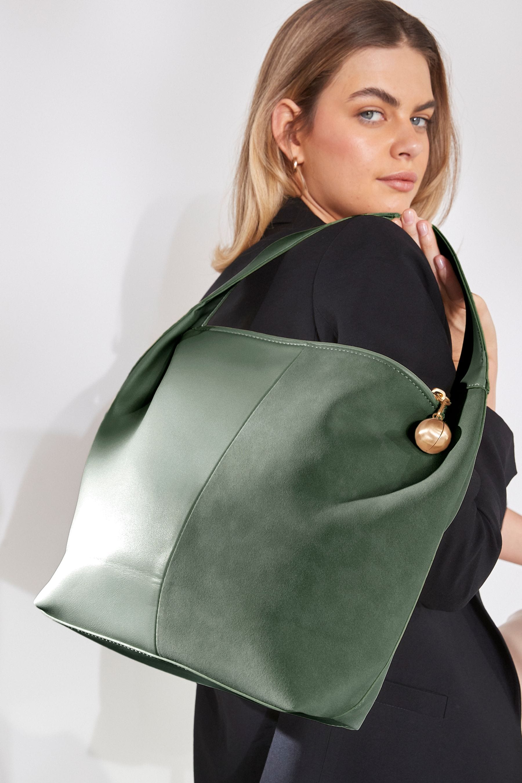 Khaki green shoulder bag discount