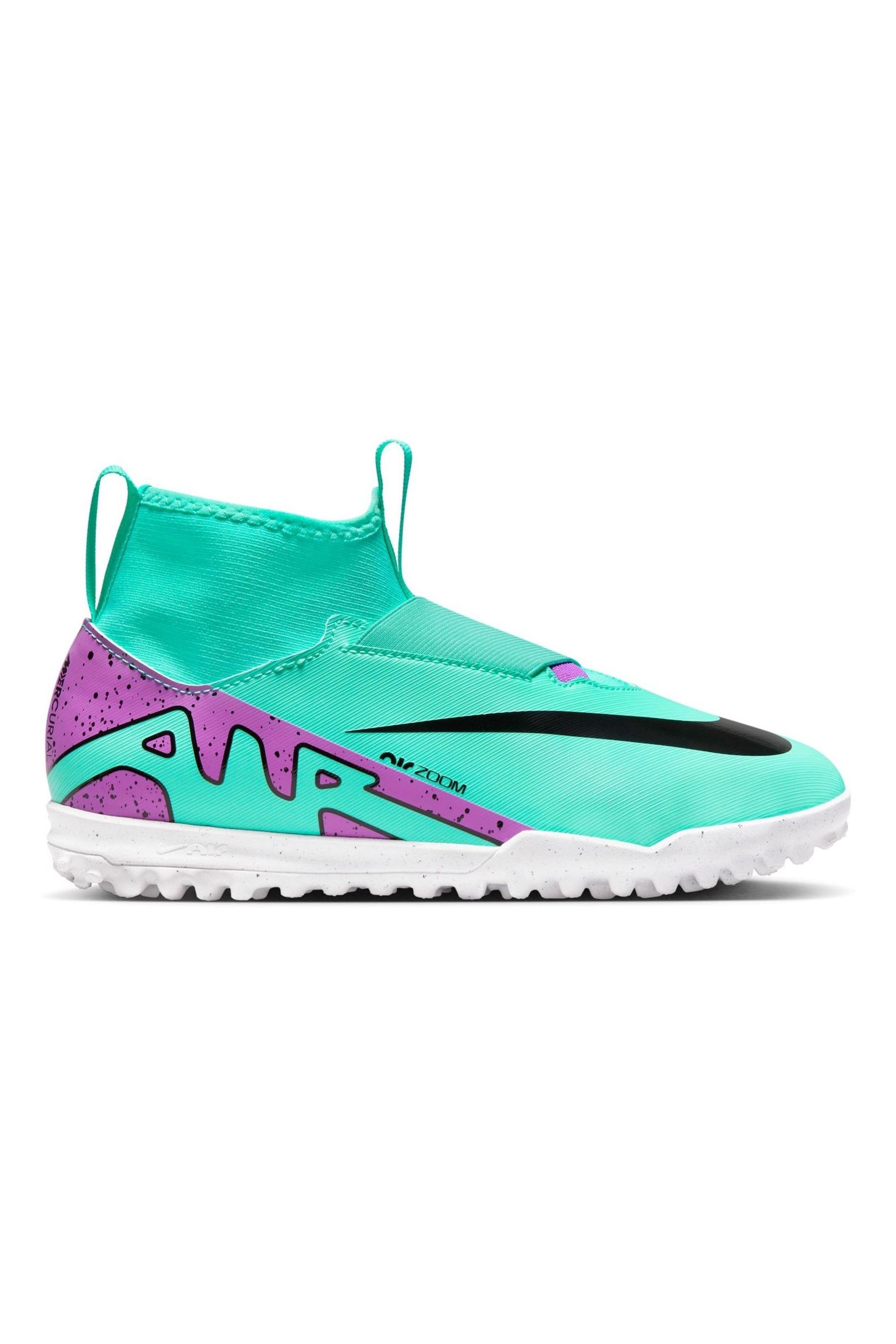 Nike show your game clearance