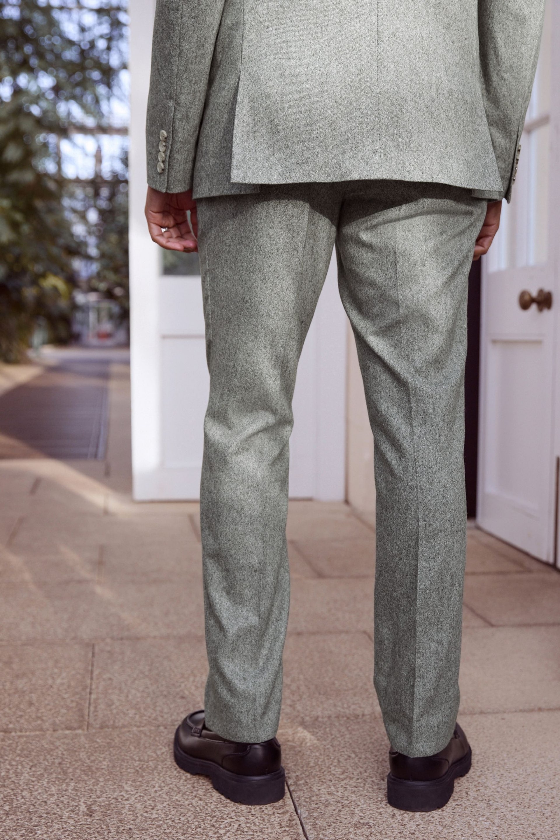 Green Tailored Fit Nova Fides Italian Wool Blend Suit: Trousers - Image 3 of 8