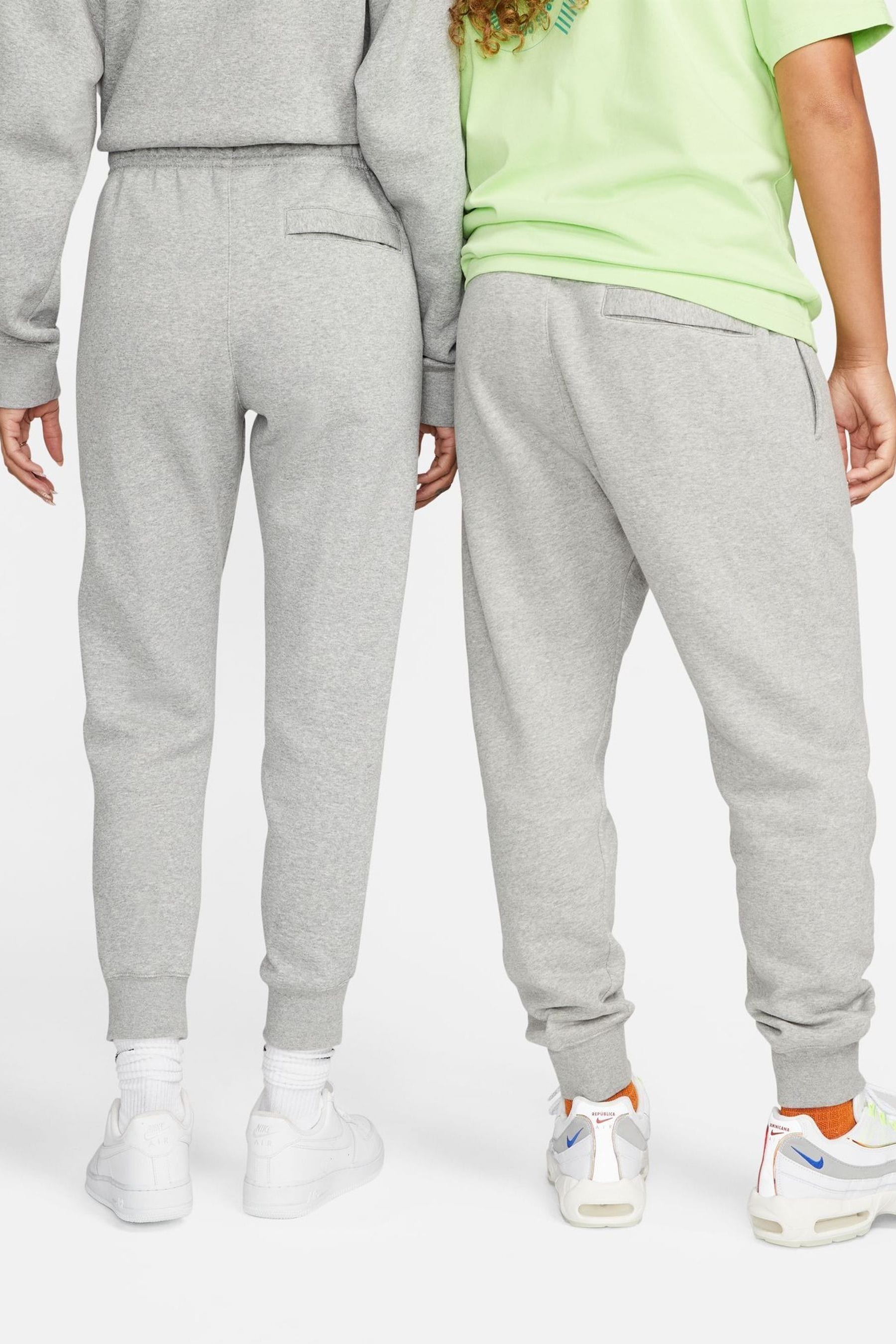 Nike club grey skinny joggers top
