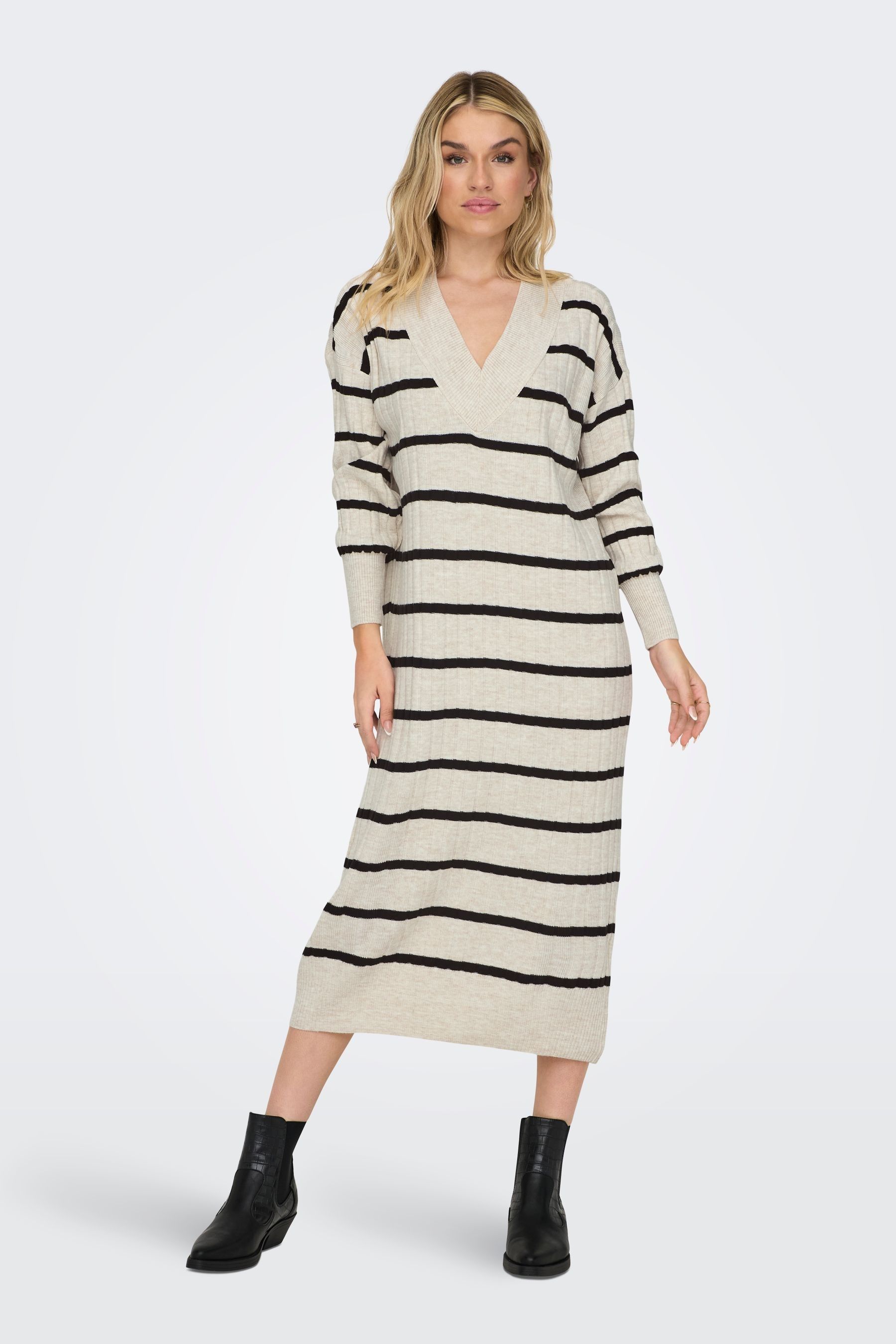 Black jumper dress midi on sale