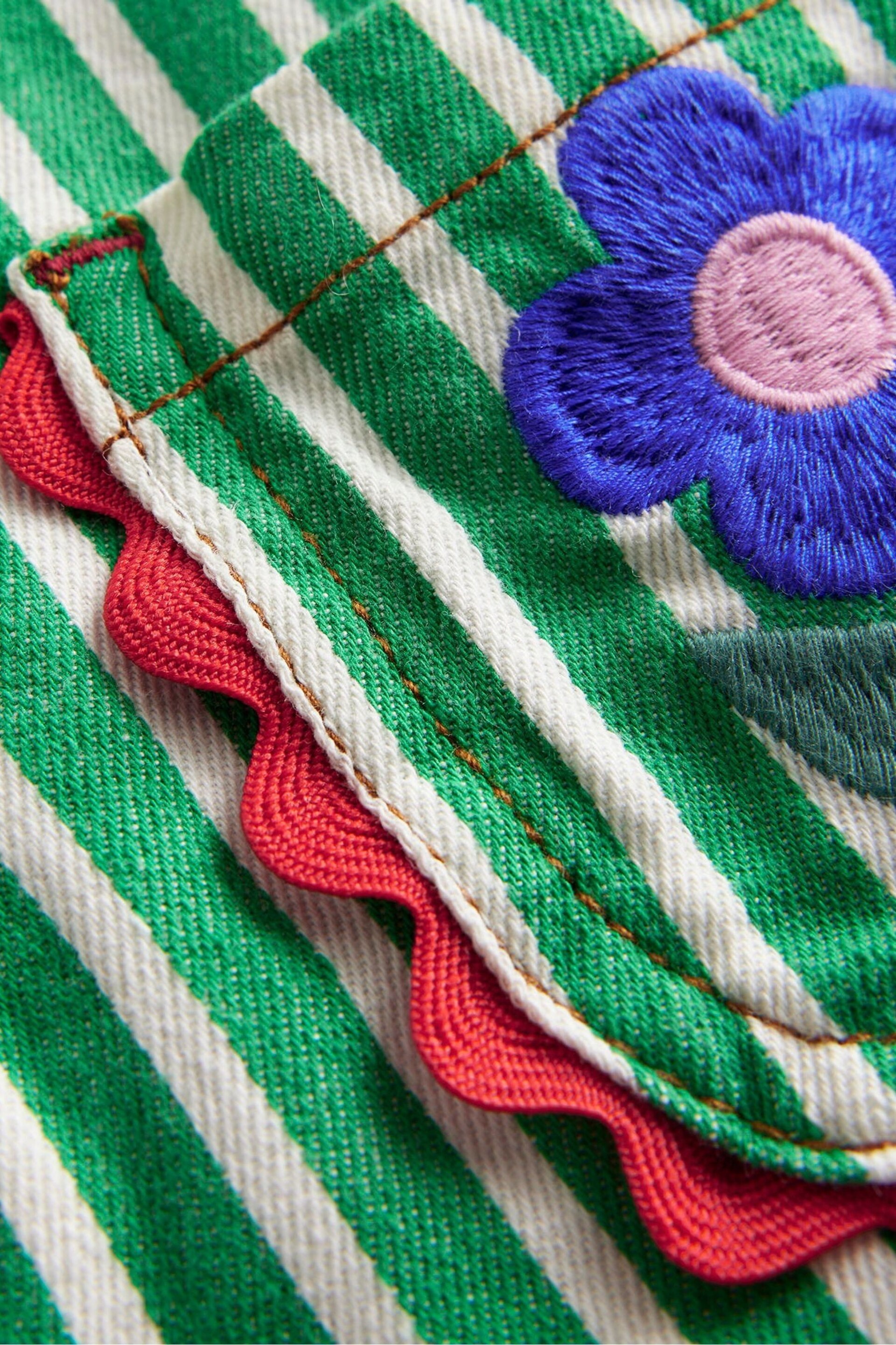 Boden Green Patch Pocket Shorts - Image 3 of 3