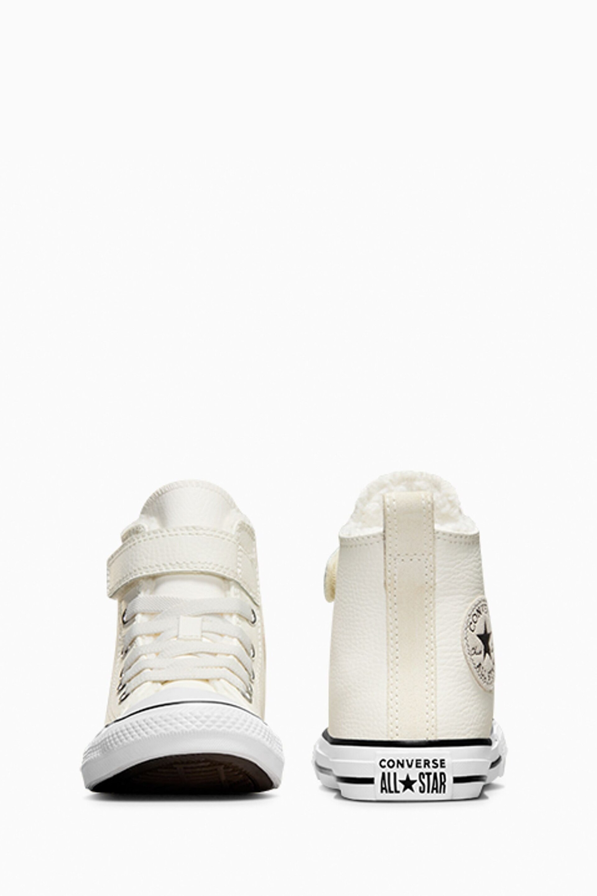Converse White Easy On Leather Fleece Lined Junior Trainers - Image 4 of 9