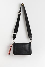 Oliver Bonas Medium Tilly Triple Pocket Cross-Body Black Bag - Image 2 of 6