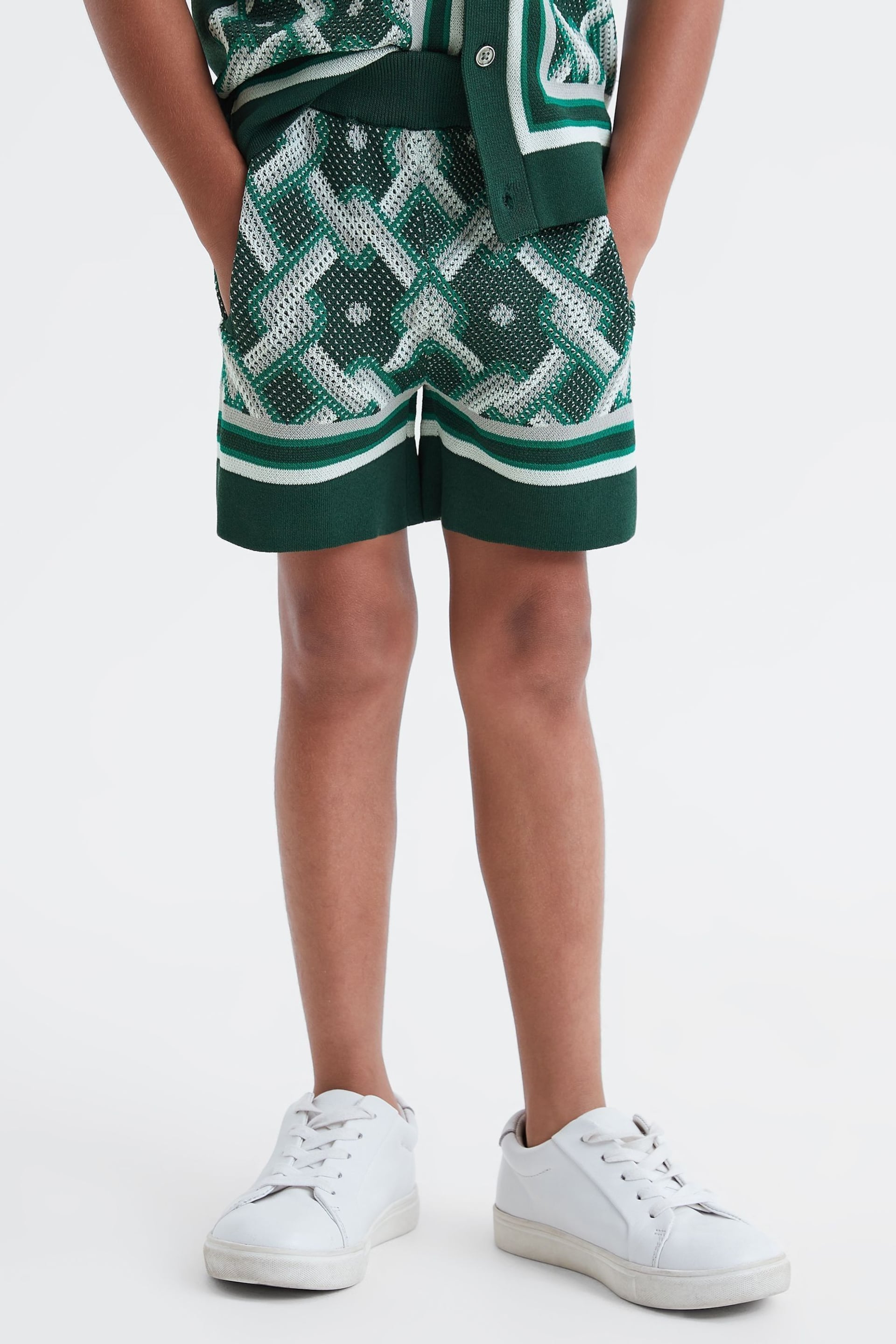 Reiss Green Multi Jack Senior Knitted Elasticated Waistband Shorts - Image 1 of 6