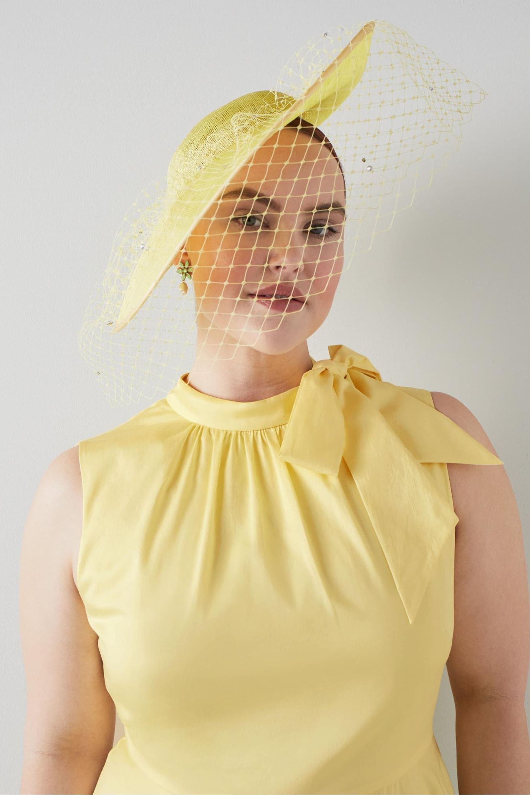 Yellow dress ascot 2025