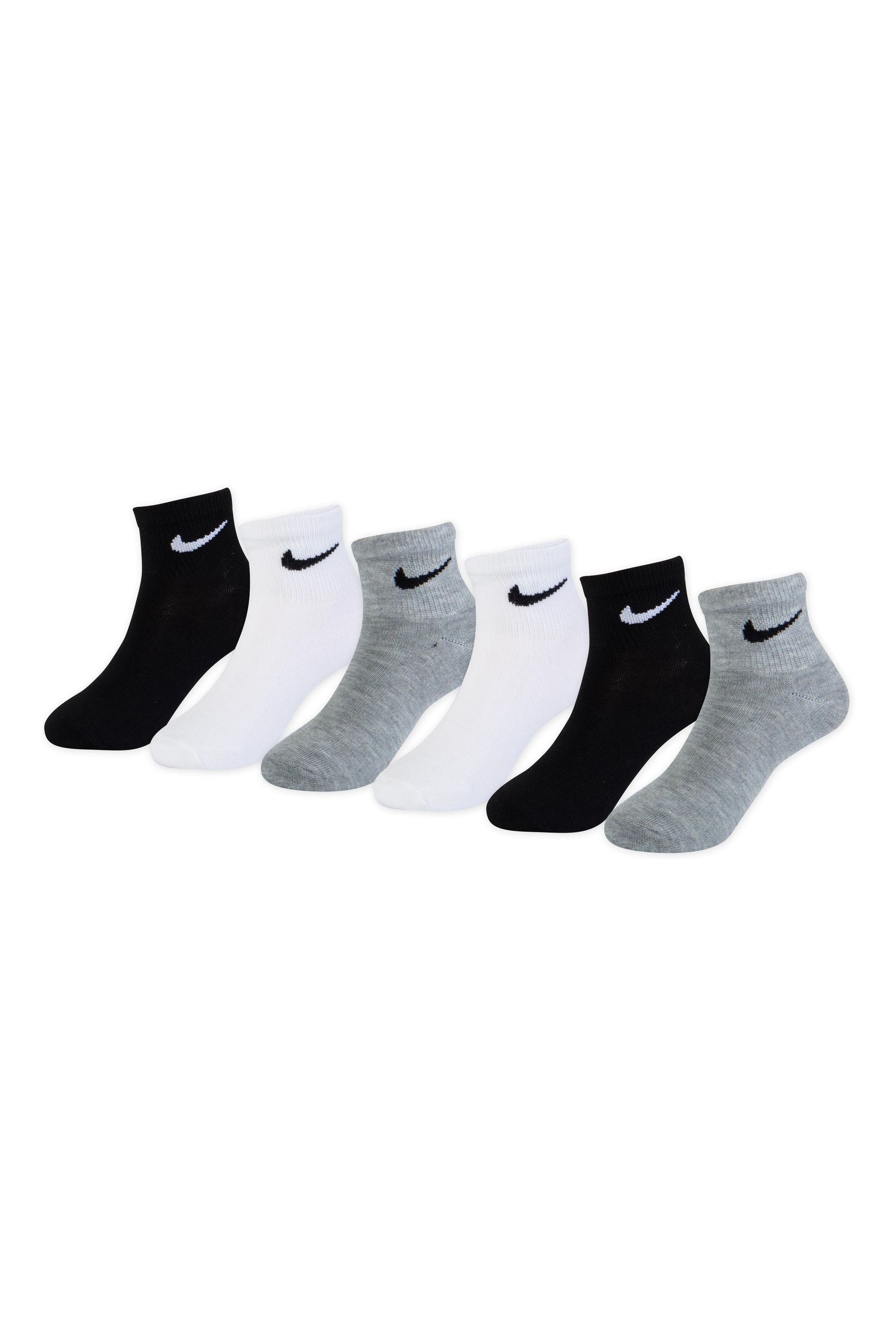 Nikeid socks shop