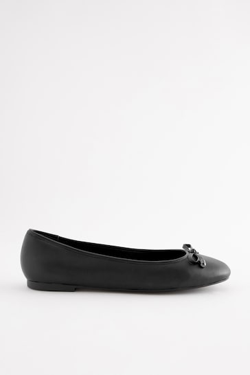 Black Forever Comfort® Round Toe Leather Ballerina Shoes