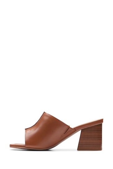 Clarks Brown Leather Siara 65 Band Sandals
