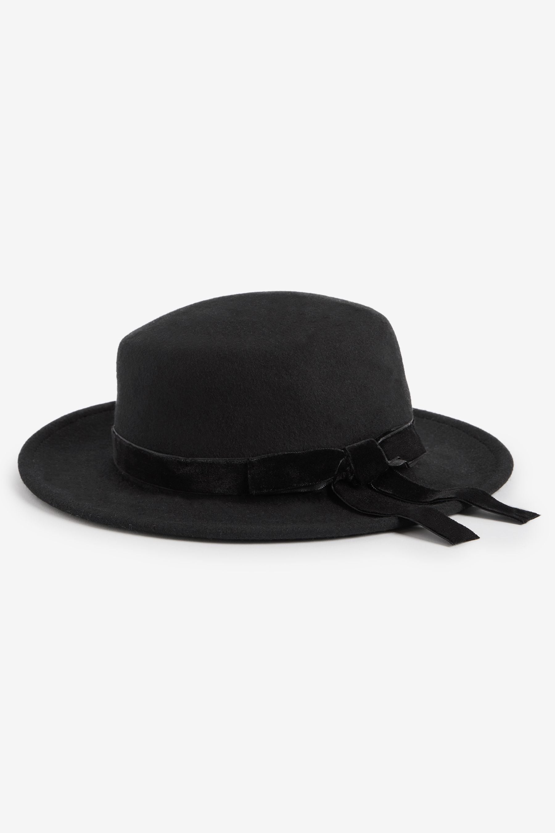 Black boater hat outlet