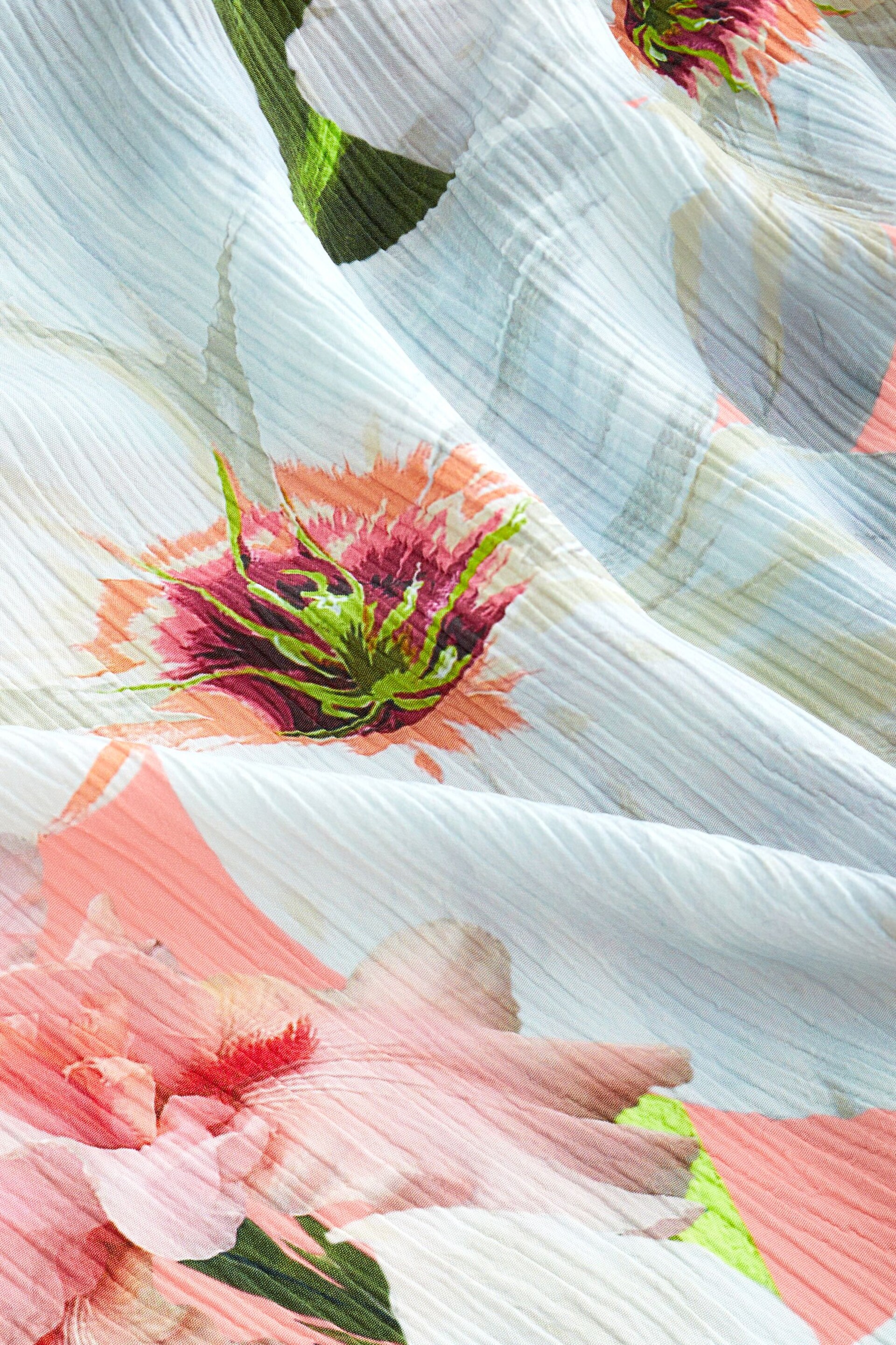 B by Ted Baker Pink Floral Crinkle Short Pyjamas Set - Image 10 of 10