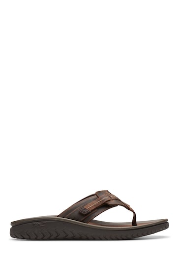 Clarks Brown Beeswax Leather Wesley Sun Sandals